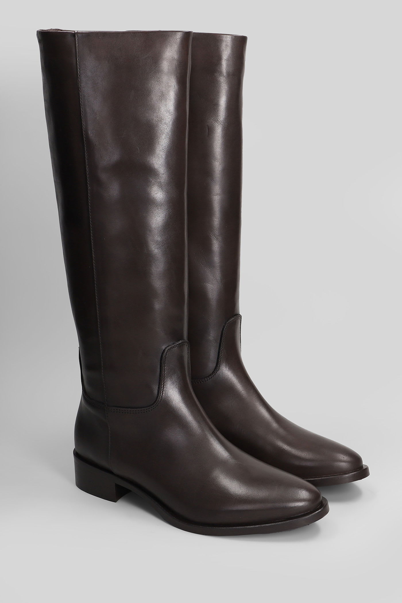 Julie Dee Low Heels Boots In Dark Brown Leather In Brown