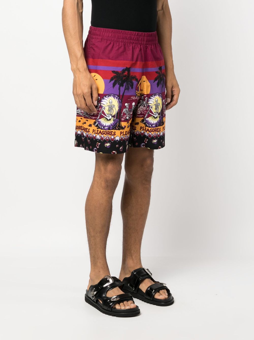 Pleasures Beach Printed Shorts In Burgundy