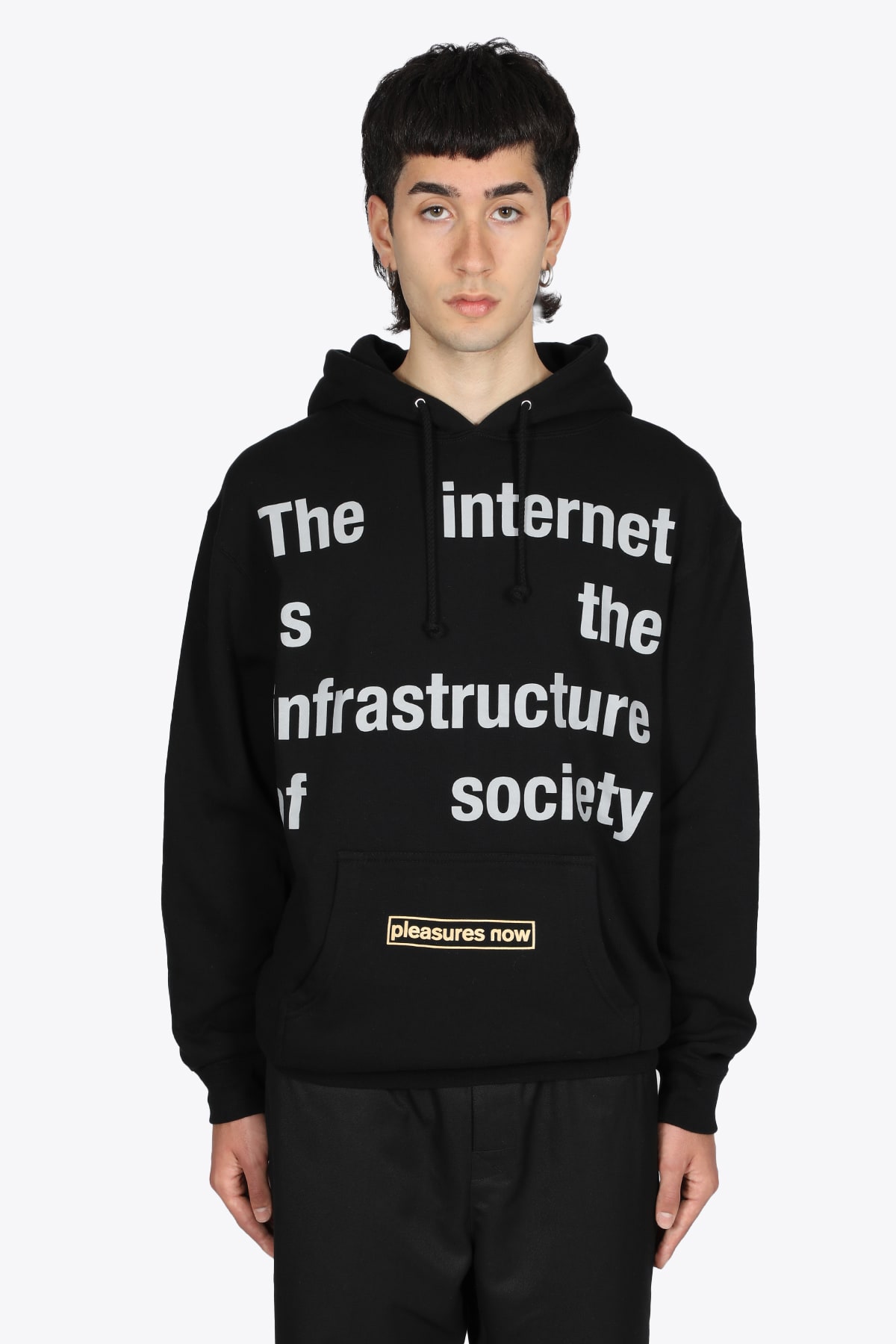 Pleasures Internet Hoody Black cotton hoodie with maxi print