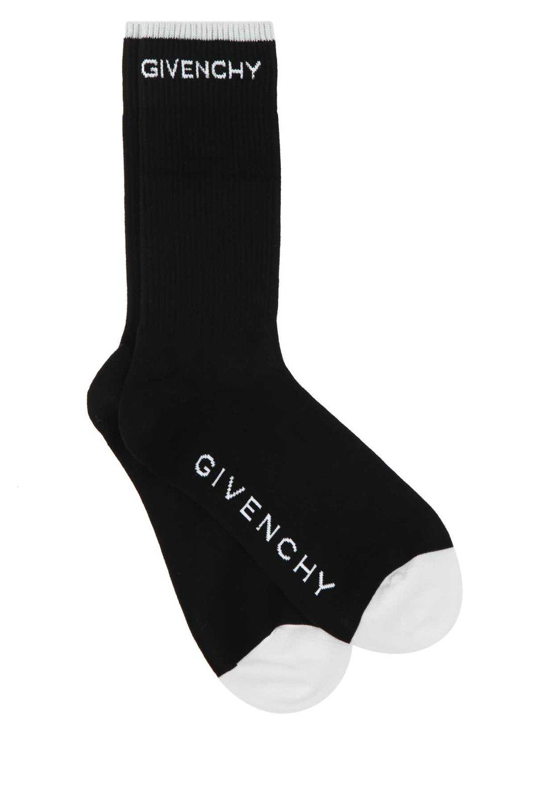 Givenchy Logo Intarsia Crew Socks In Nero/bianco