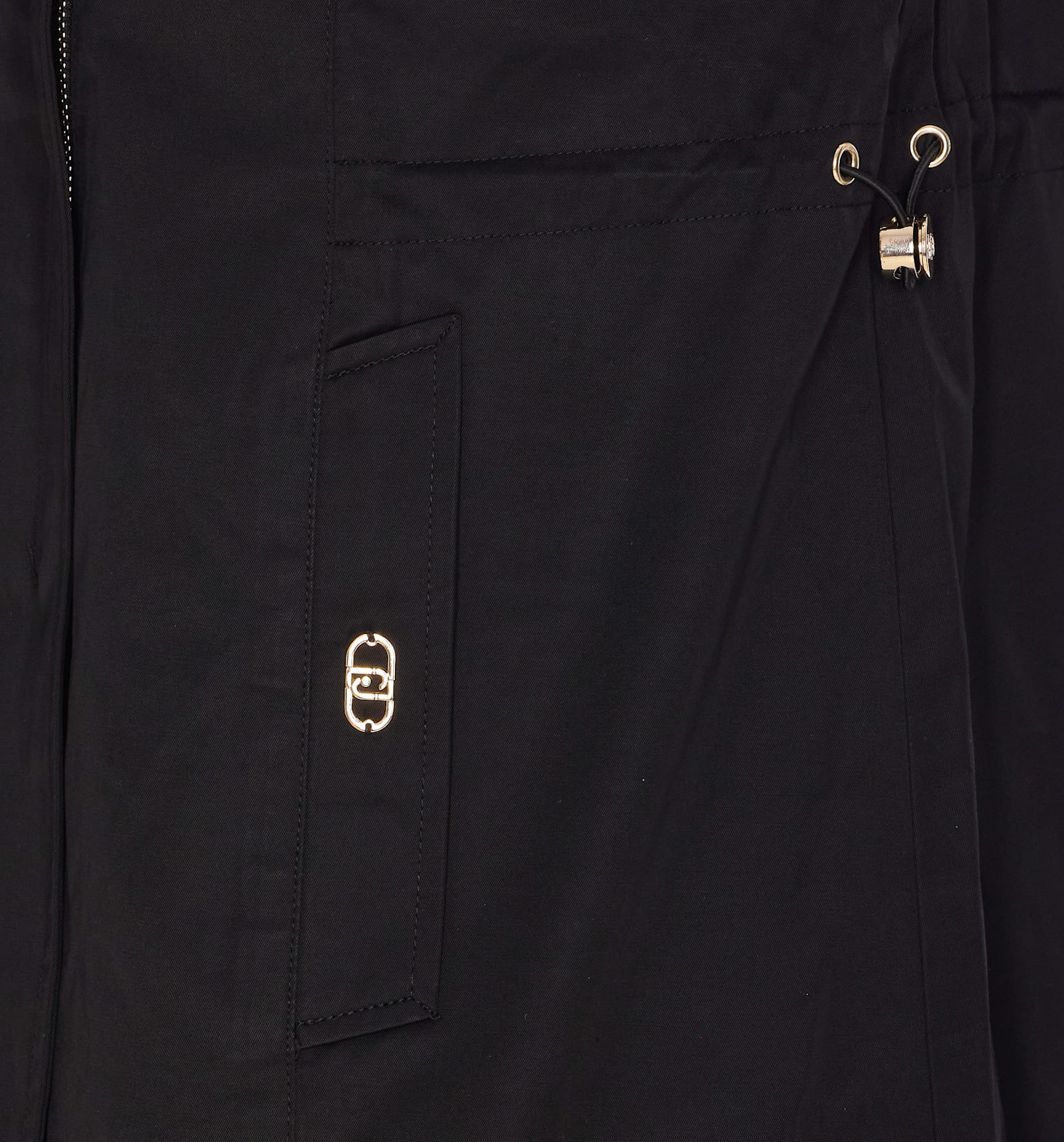 LIU •JO VEST