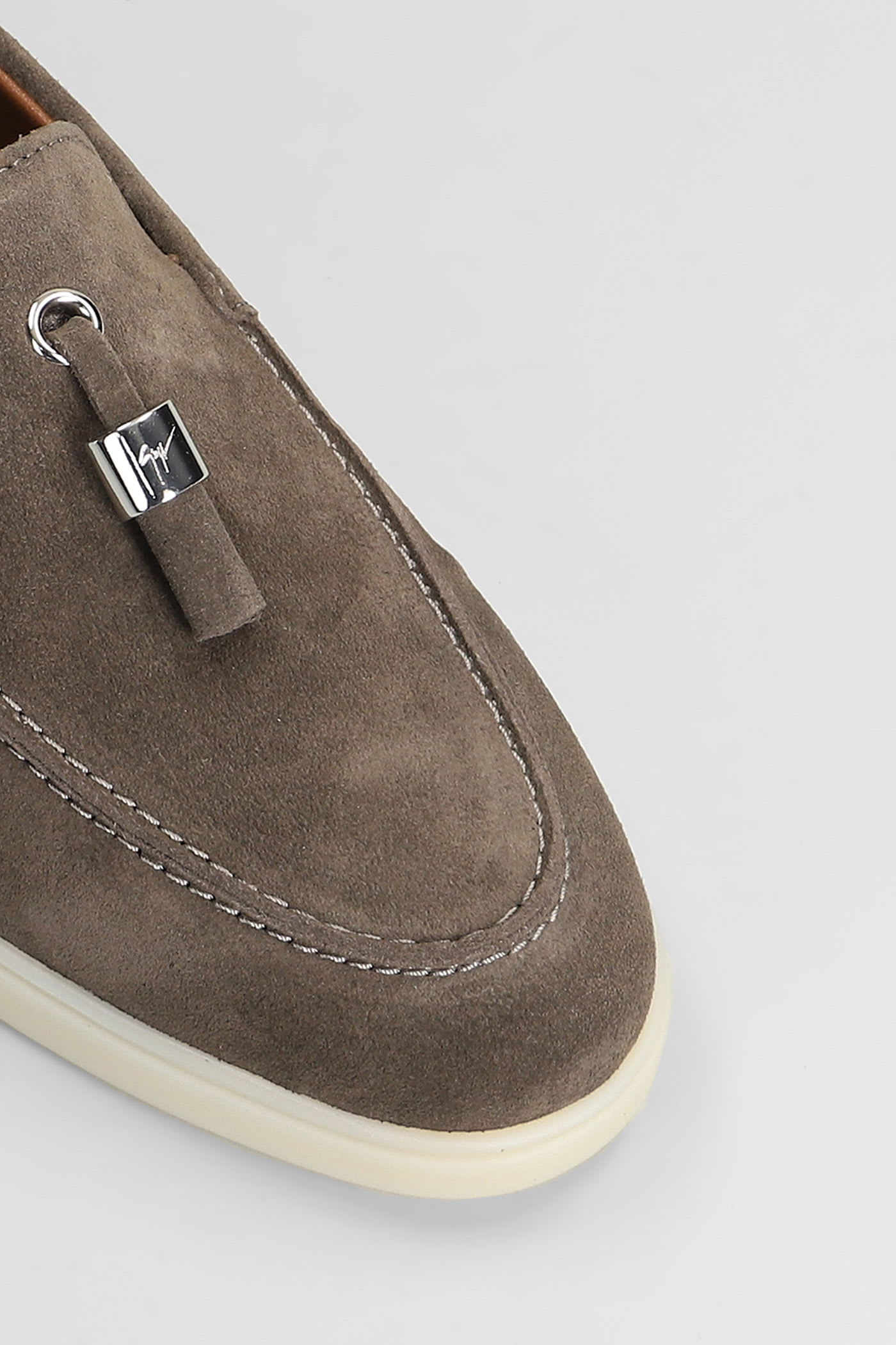 Giuseppe Zanotti The Maui Loafers In Beige Suede In Sand