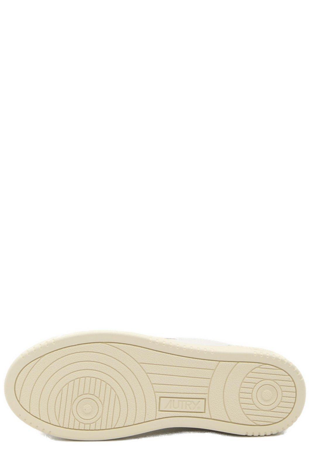 Autry Medalist Sneakers In White And Blue Leather In Multi