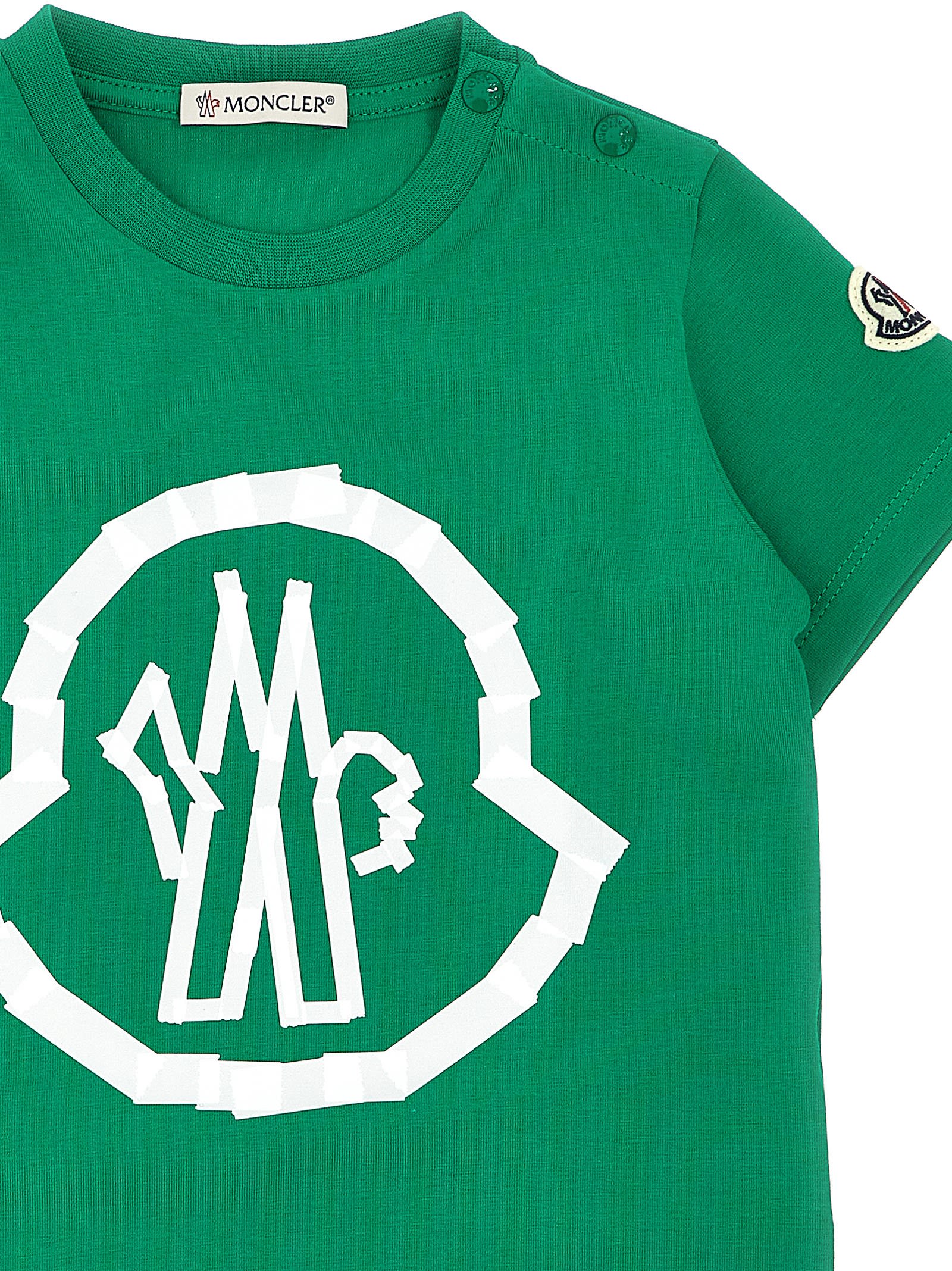 Shop Moncler Logo T-shirt In Green