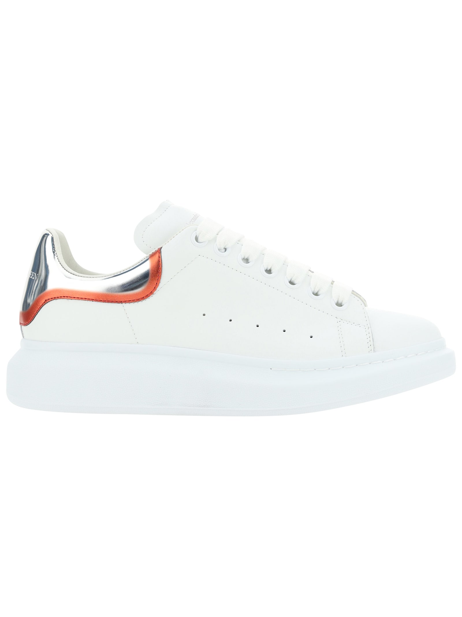 Shop Alexander Mcqueen Sneakers In Bianco/argento