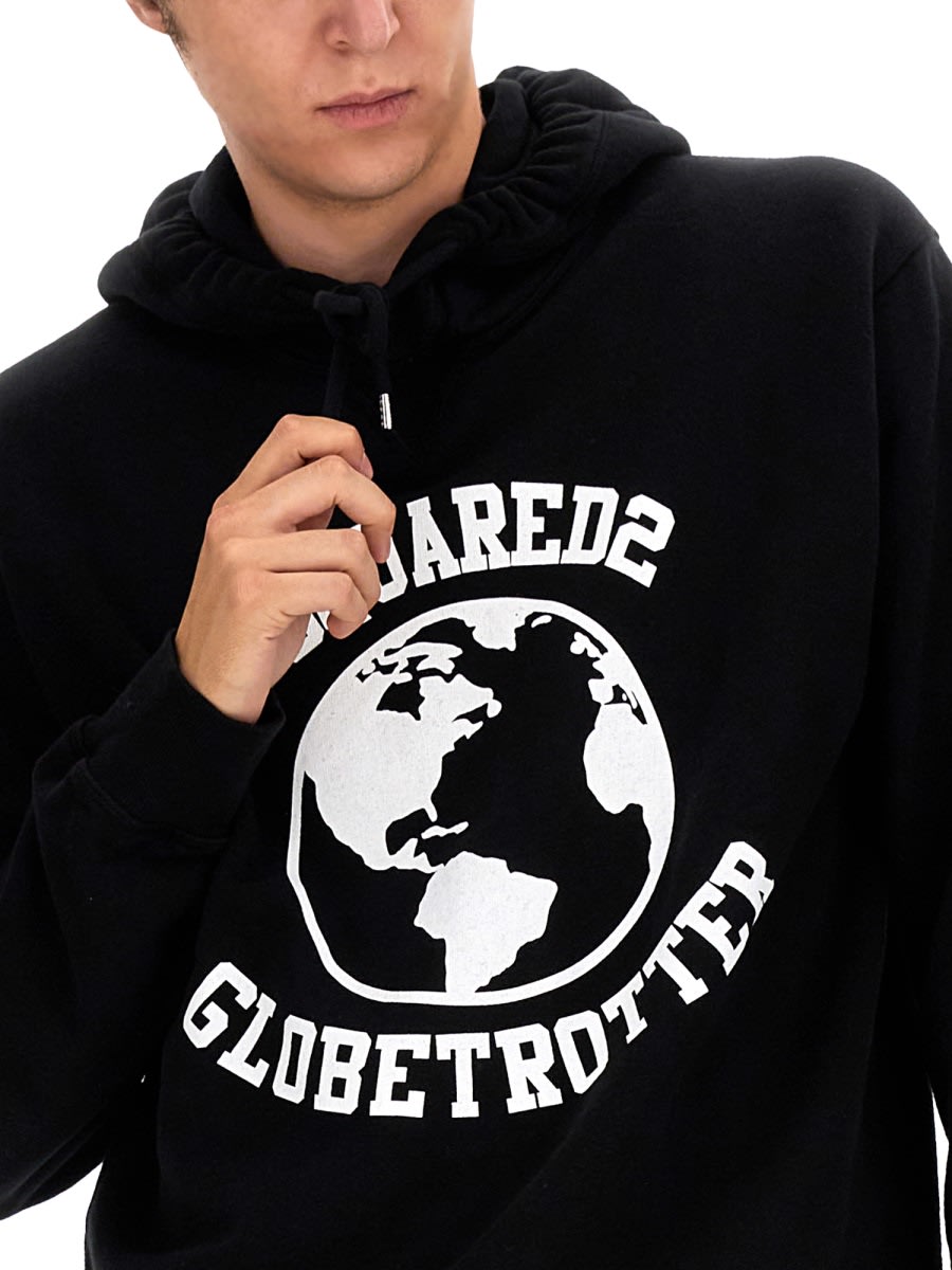 Shop Dsquared2 Globetrotter Sweatshirt In Black