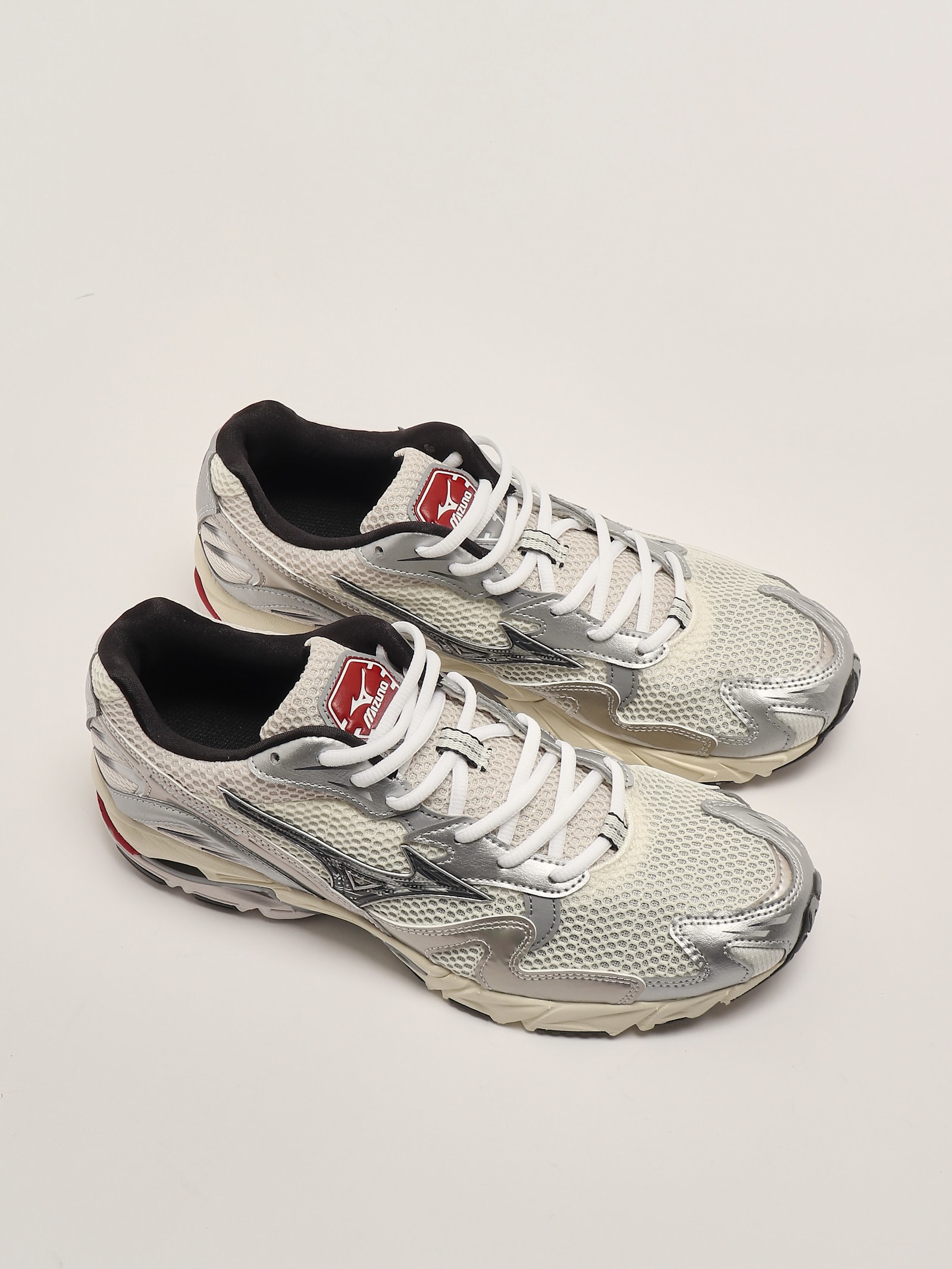 Mizuno Wave Rider 10 S Sneaker In Ghiaccio-sporco-rythmic