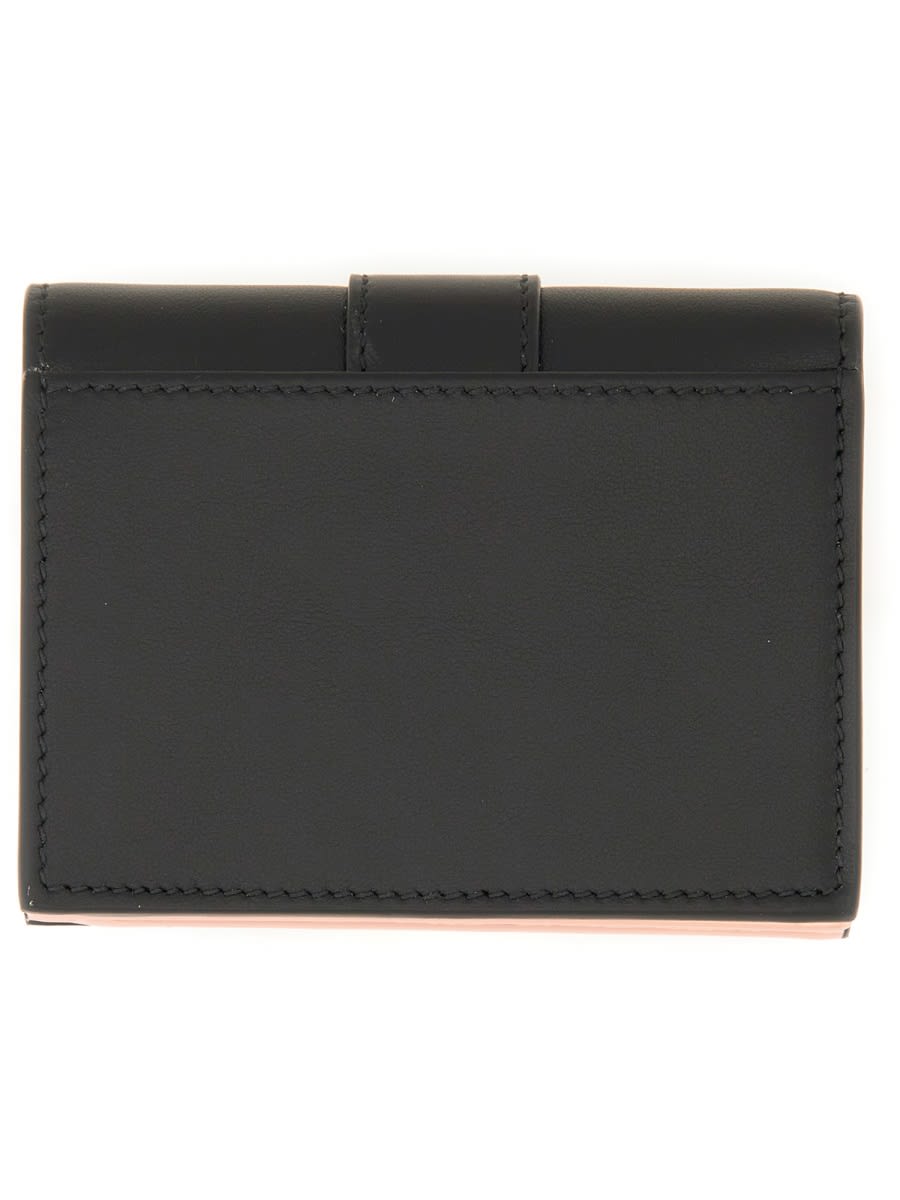 Shop Ferragamo Compact Hug Bicolor Wallet In Black