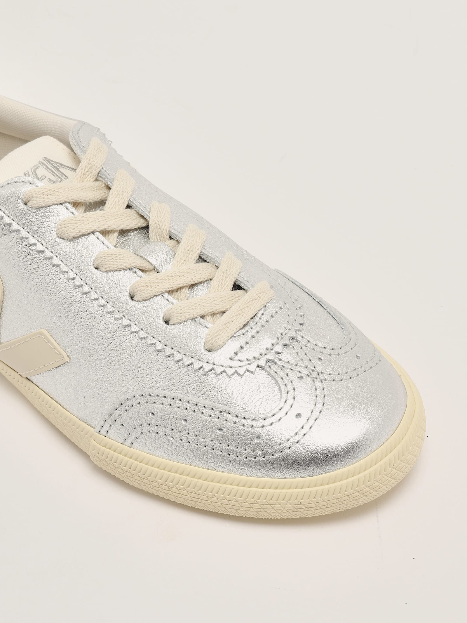 Veja Low-top Metallic Finish Rubber Sole Sneaker In Silver