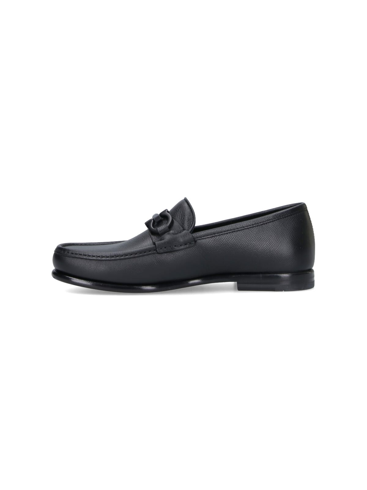Ferragamo Black Leather Loafers With Tone-on-tone Logo Buckle In Black