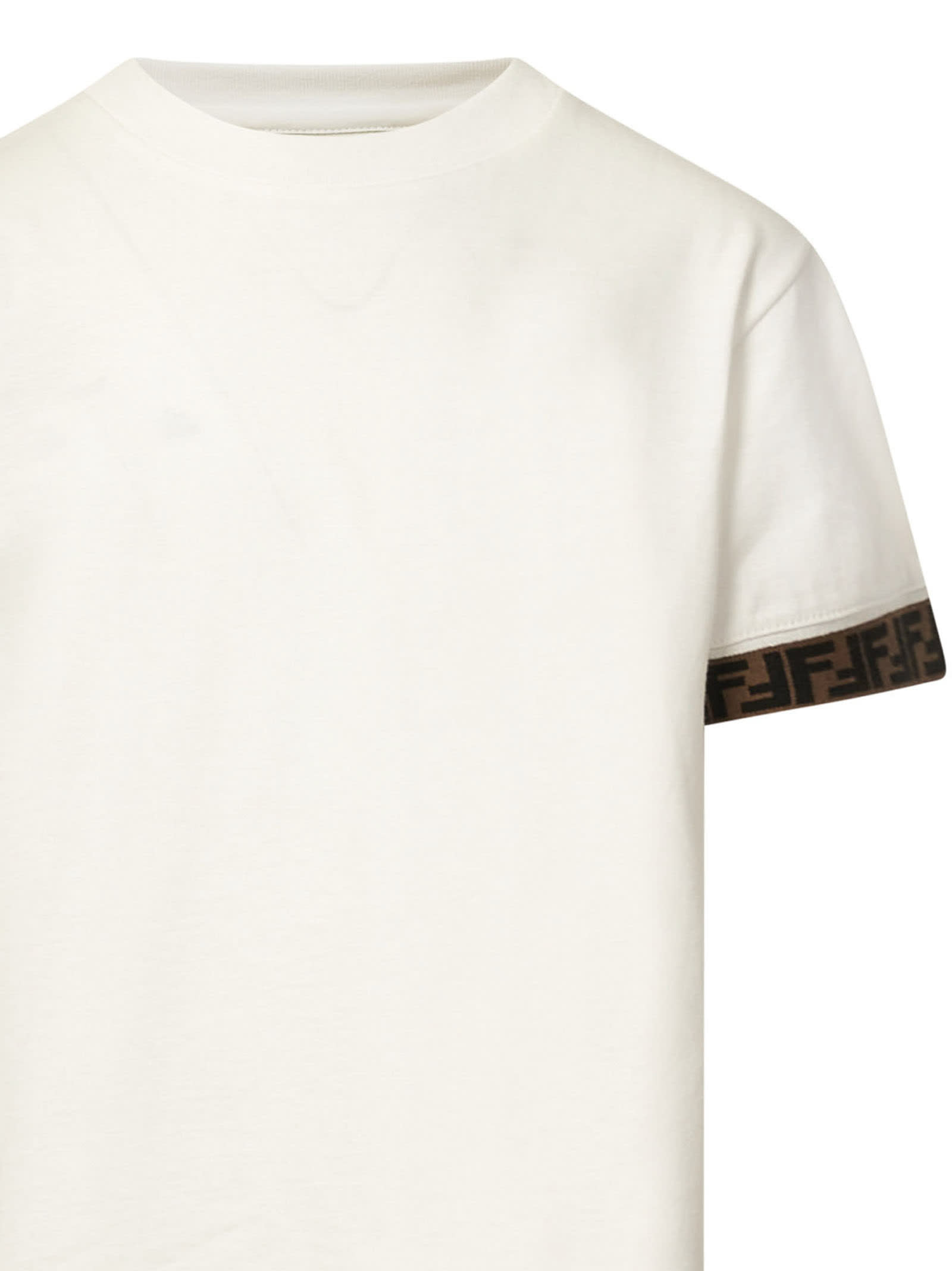 Shop Fendi T-shirt In White