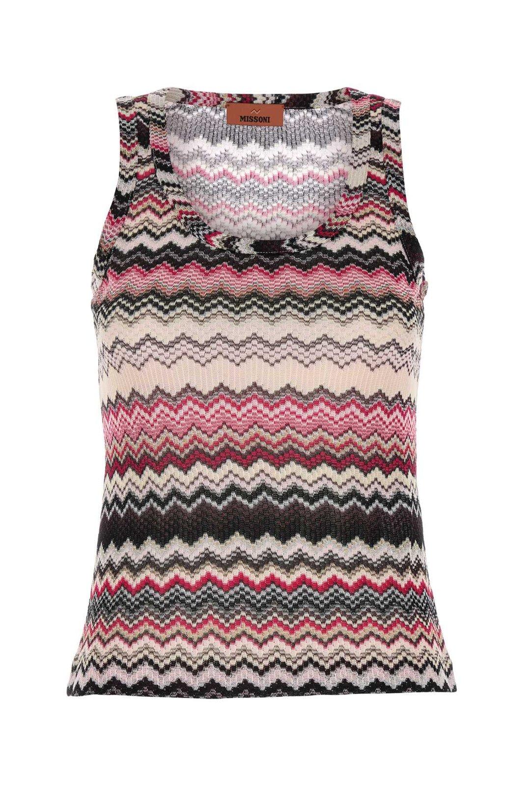 Zigzag Sleeveless Knitted Top