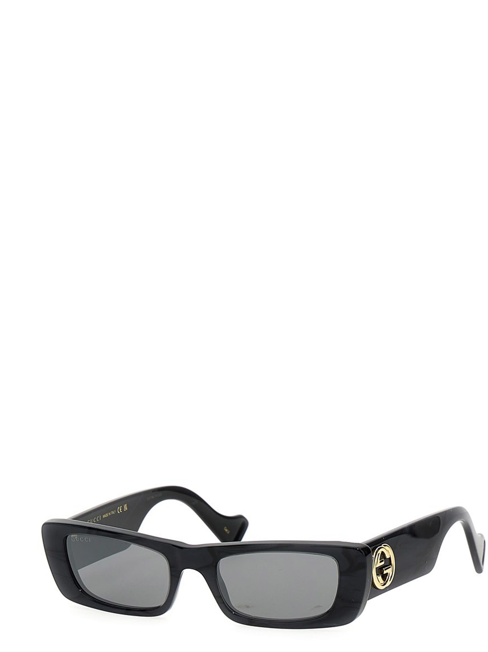 Shop Gucci Rectangular Sunglasses In Black