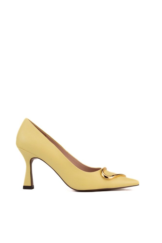 Coccinelle Leather Pumps In Lime Wash