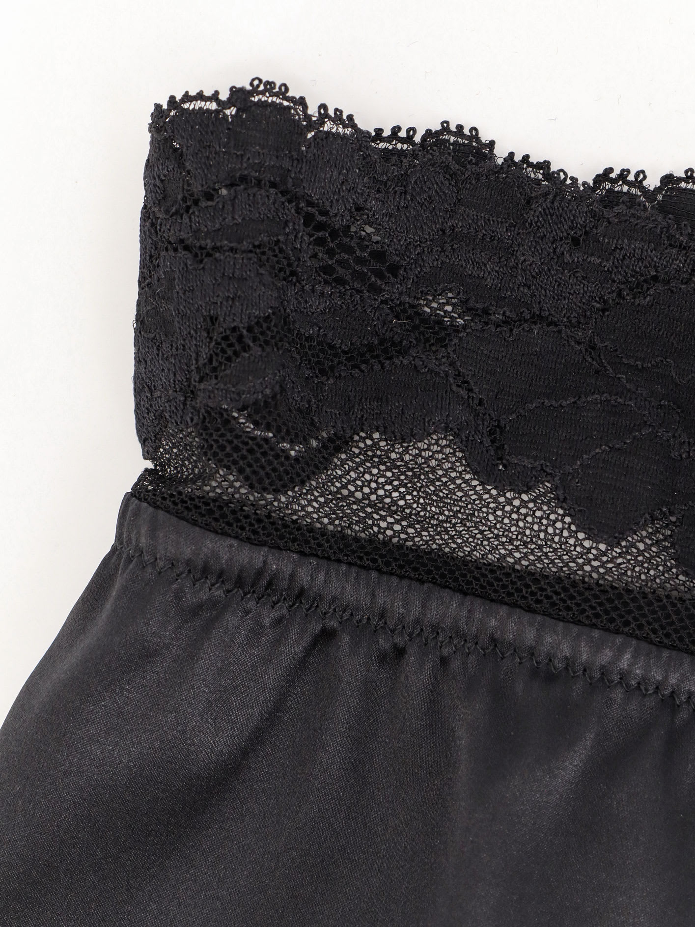 Dolce & Gabbana High-waisted Satin Lace Detail Culotte In Black