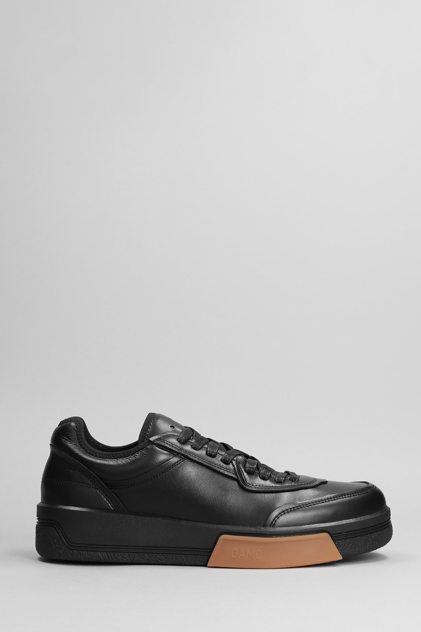 Cosmos Sneakers In Black Leather