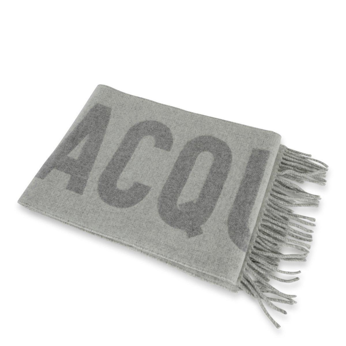 Shop Jacquemus Logo Jacquard Fringed Edge Scarf In Grey