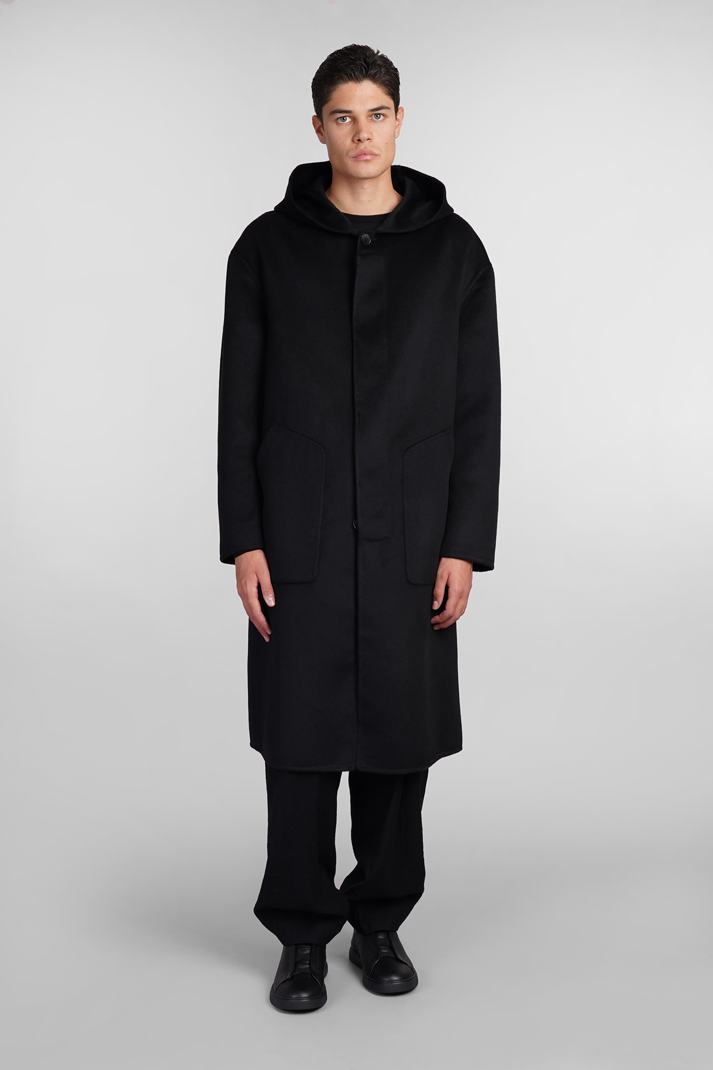 Coat In Black Cashmere