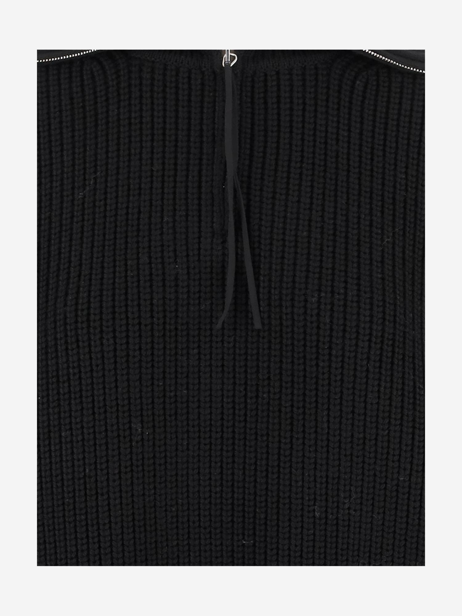 Carven Wool Zip-up Sweater In Black