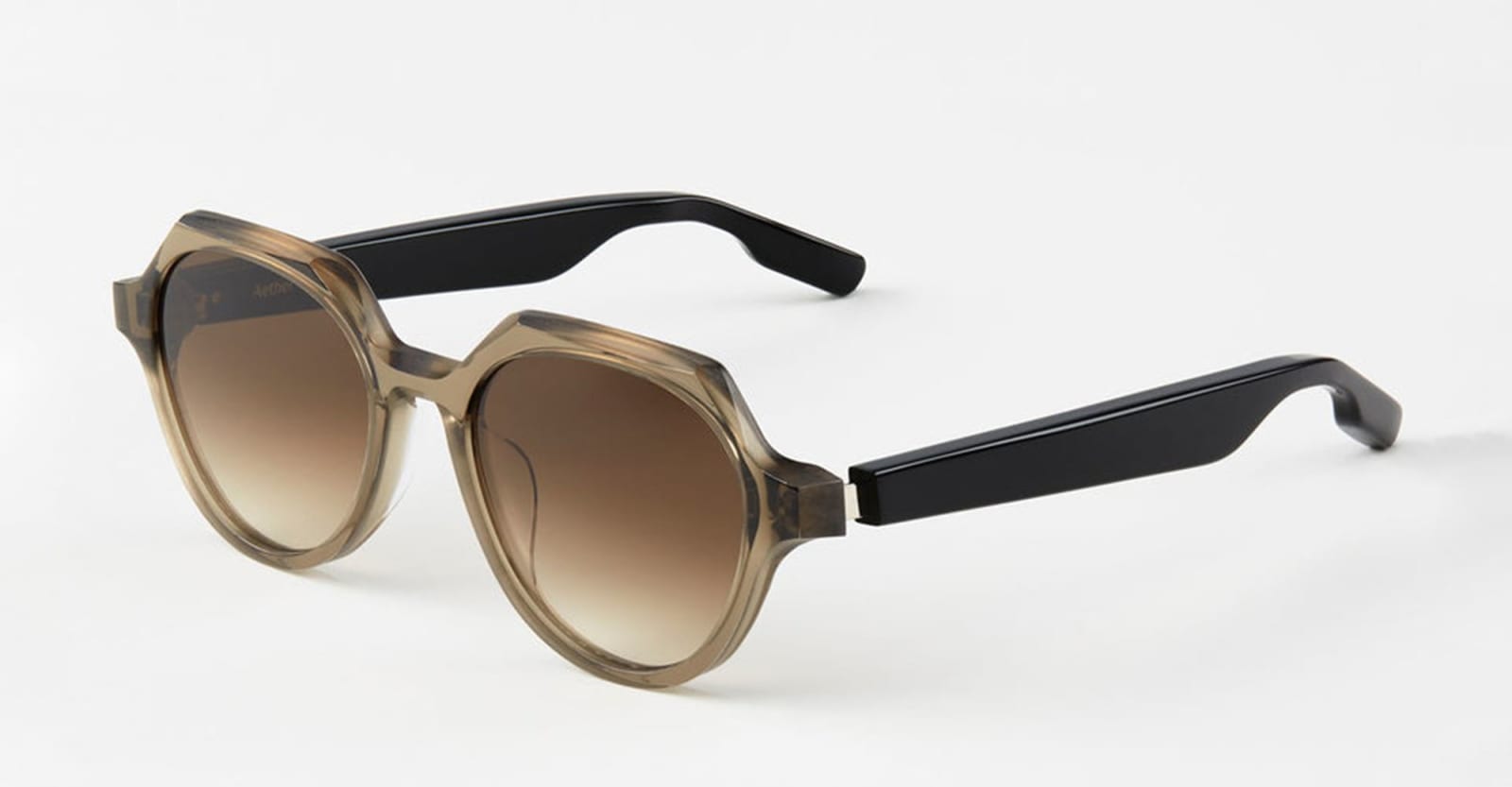 Shop Aether Model R2 - Smoke Brown Sunglasses