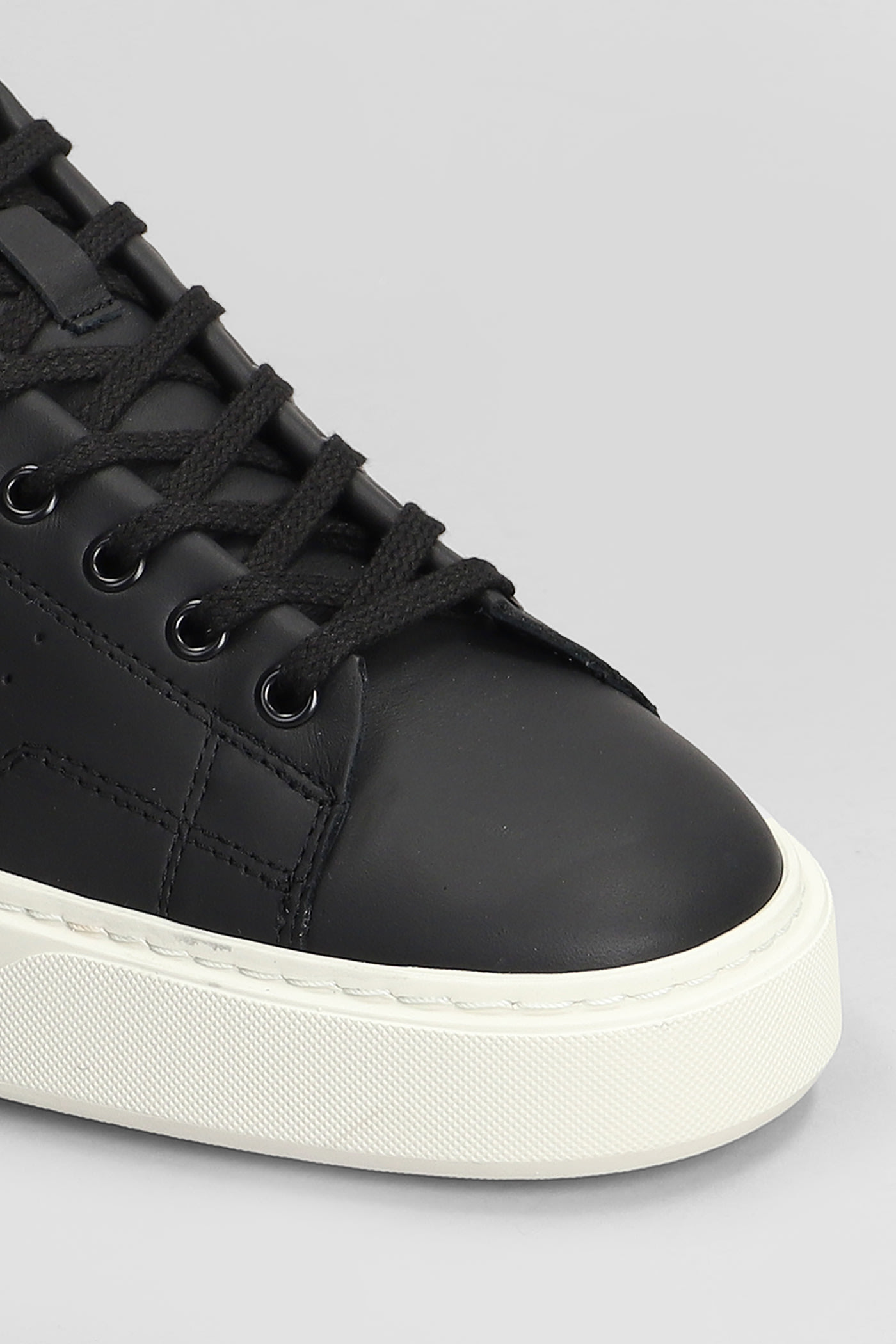 Shop Date Levante Sneakers In Black Leather