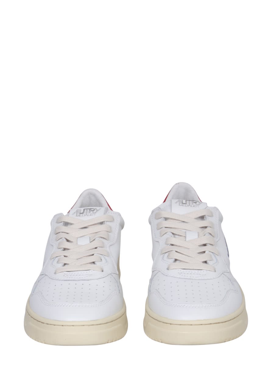 Autry Leather Sneaker In White