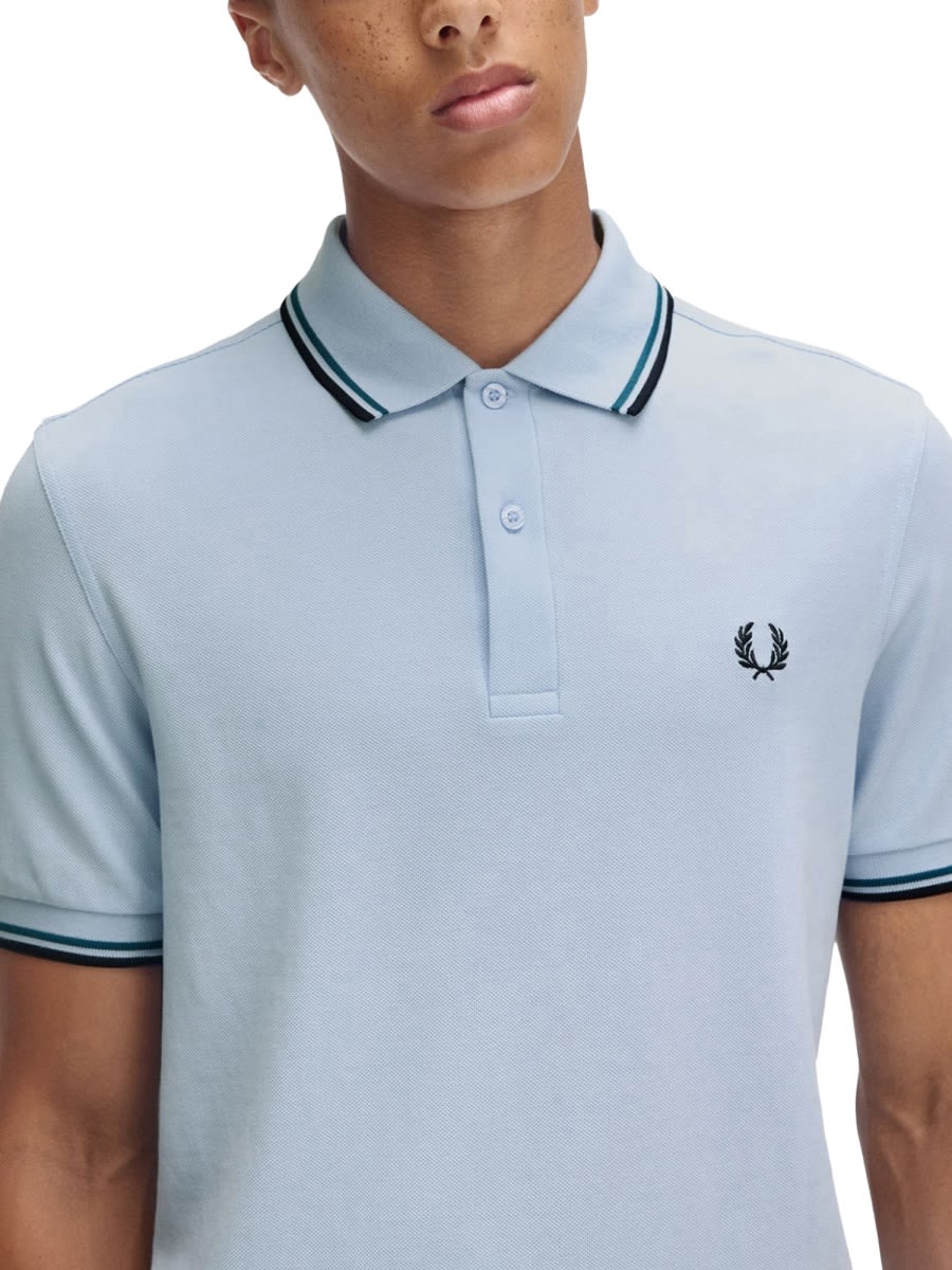Fred Perry Polo Shirt With Ribbed Cuffs And Short Sleeves In Blue