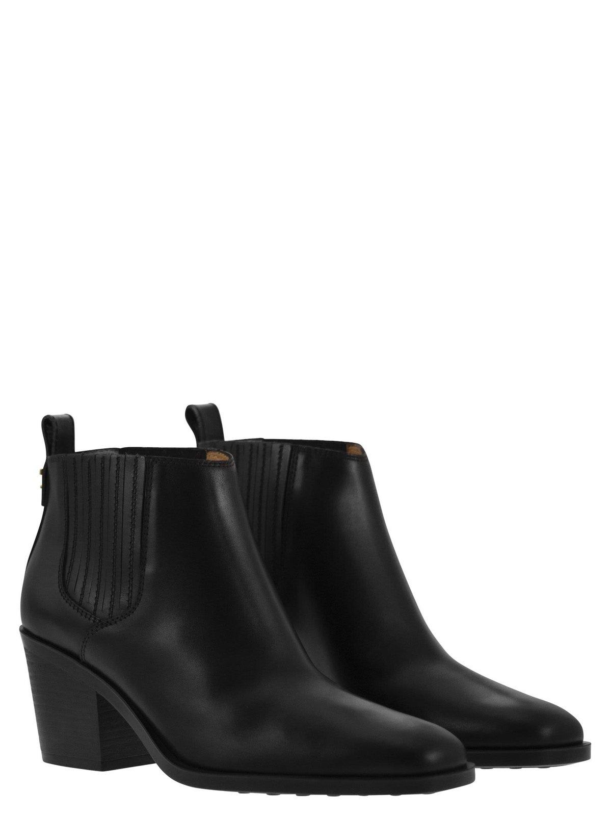 Shop Tod's T-logo Ankle Boots Tods In Black