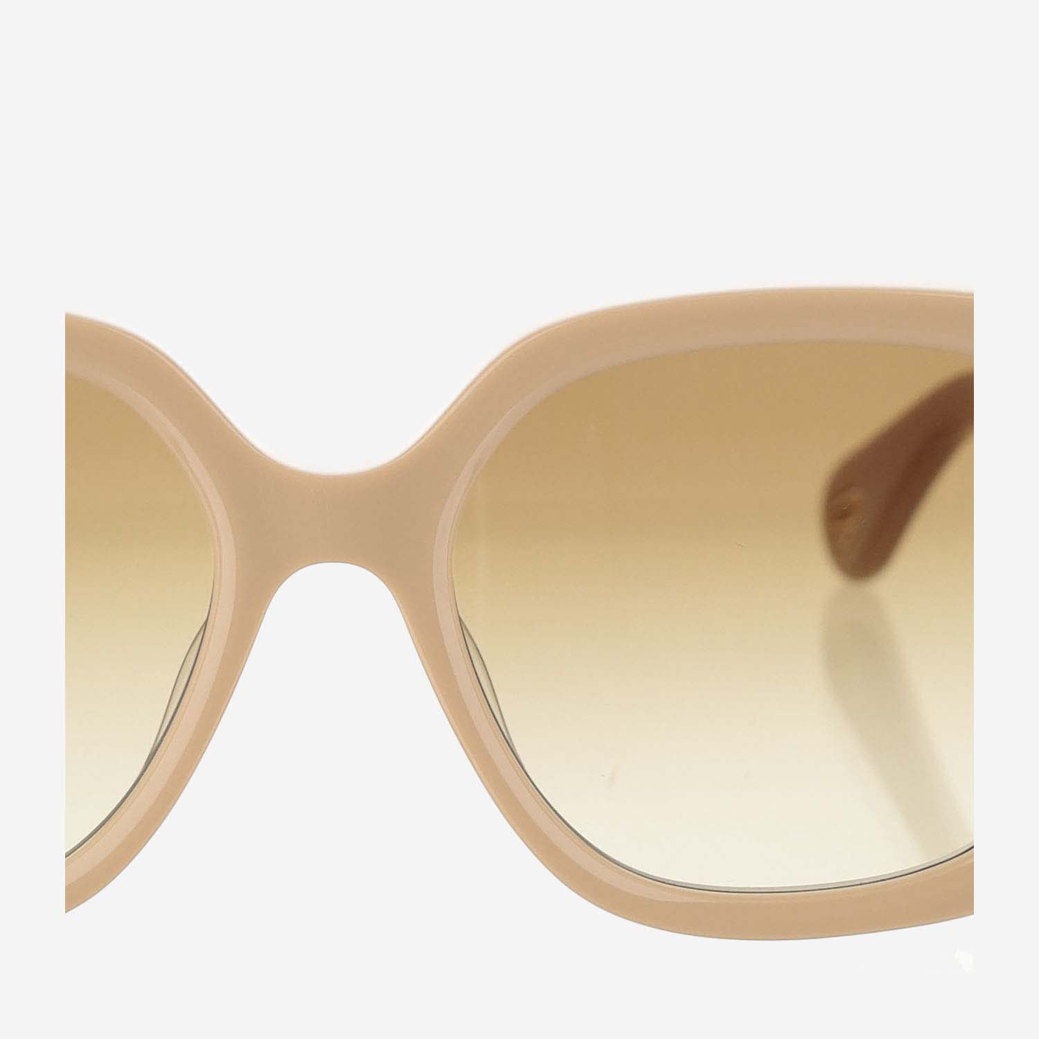 Shop Chloé Logo Sunglasses In Beige