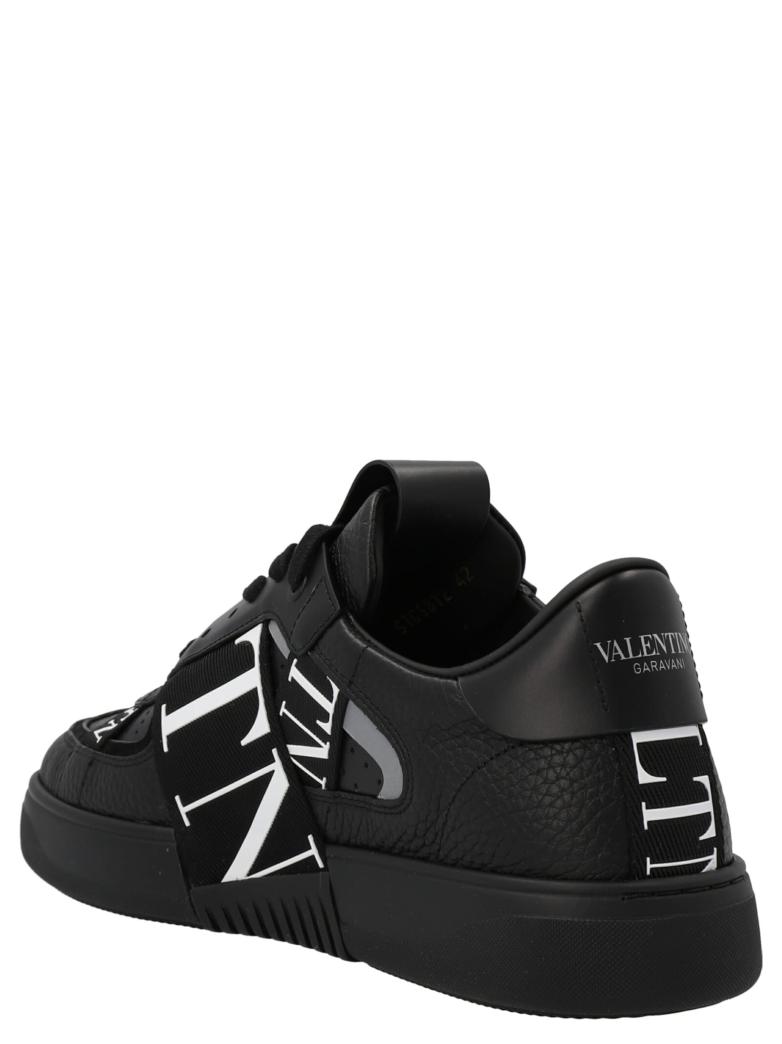 Valentino Panelled Logo-detail Sneakers In Black