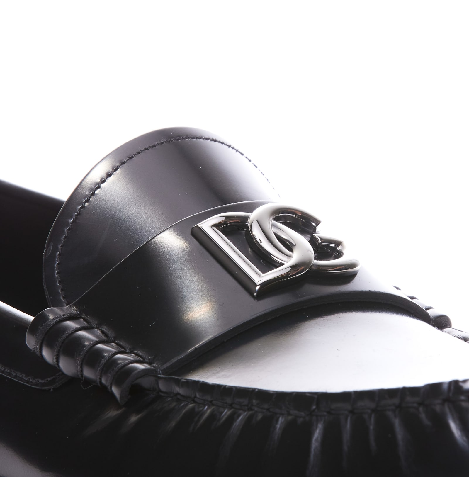 Shop Dolce & Gabbana Dg Logo Loafers In Black