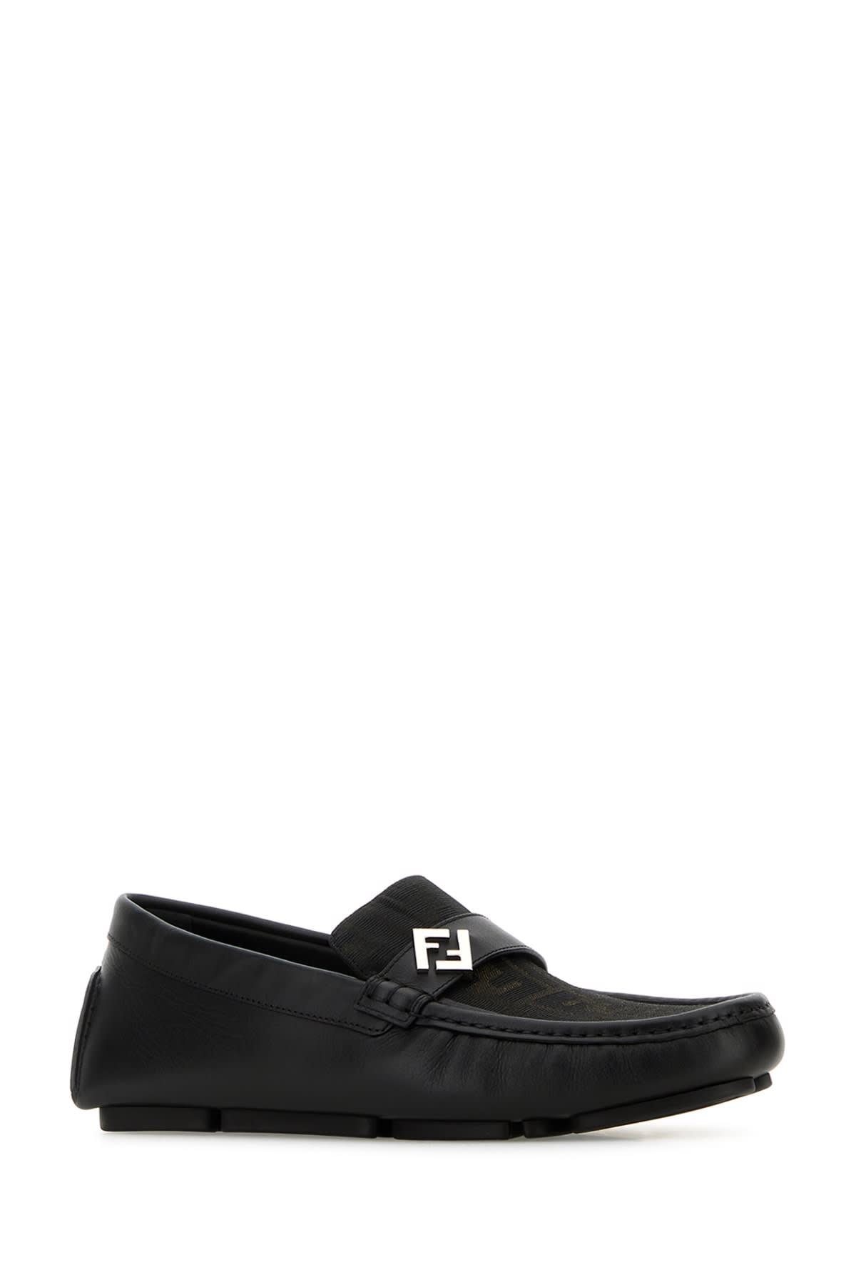 Fendi Round Toe Textured Leather Loafers In Black