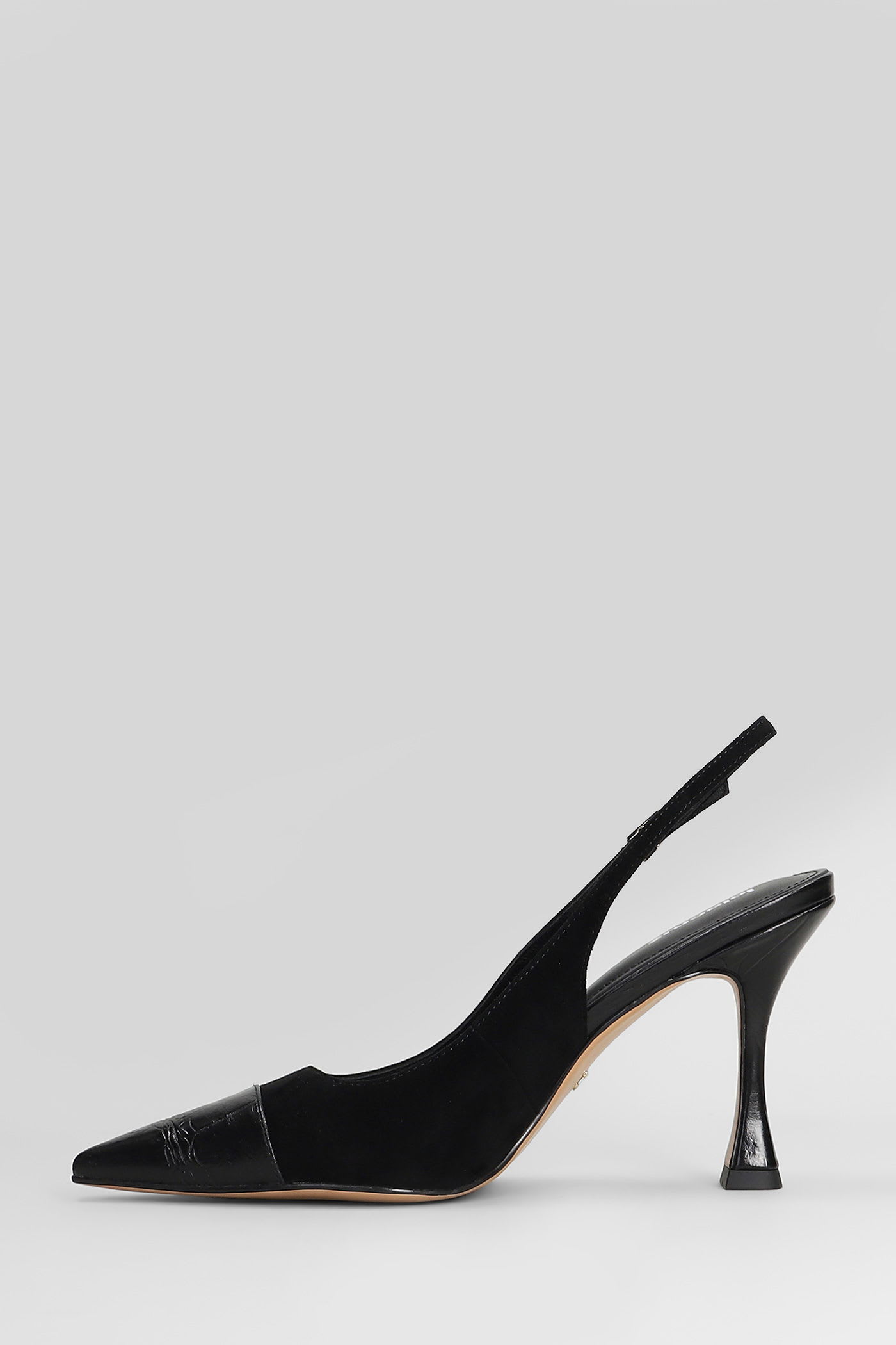 Lola Cruz Pumps In Black Suede In Black