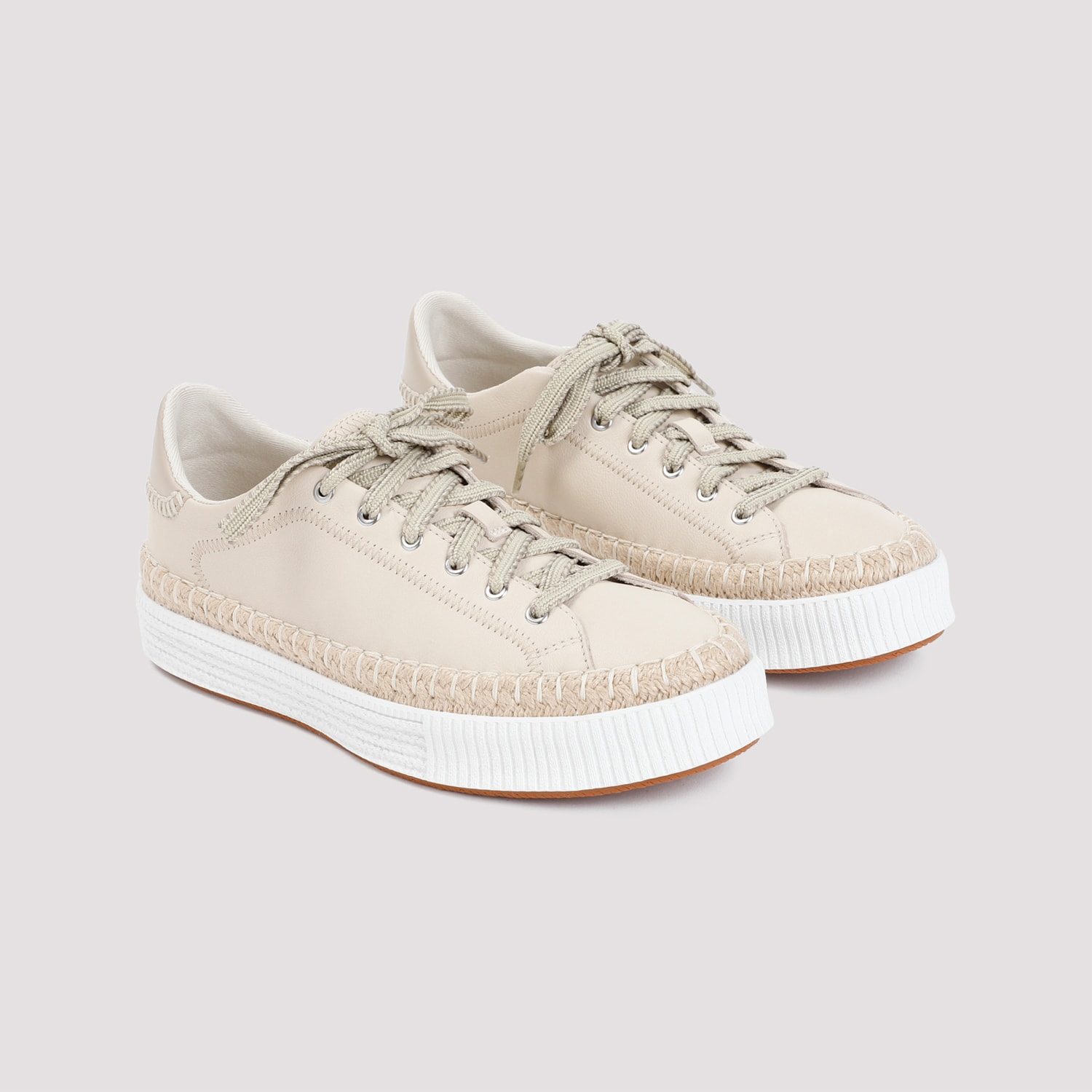 Shop Chloé Telma Leather Sneakers In Pearl