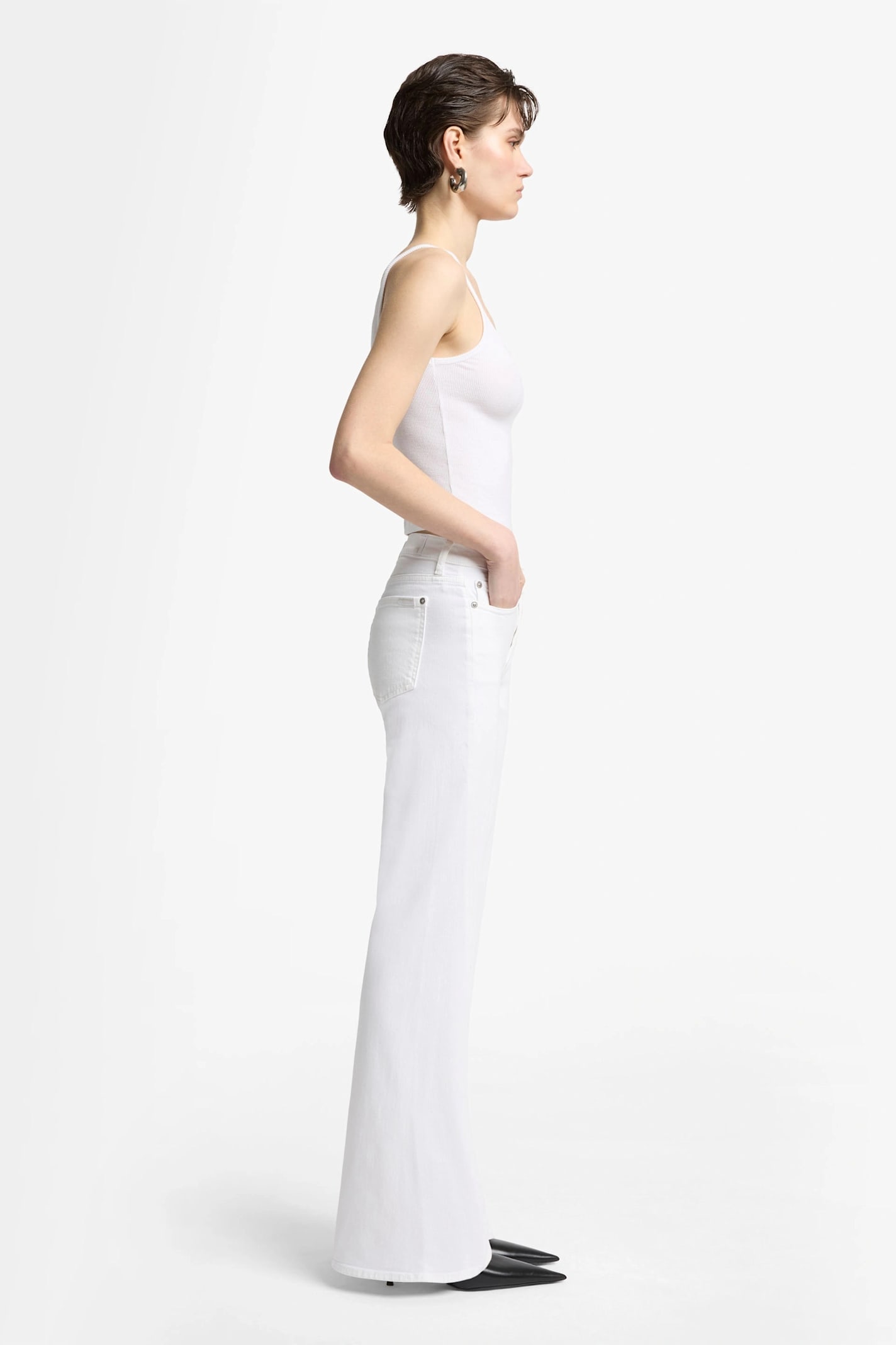 7 For All Mankind Dojo Tailorless White Shell With Twisted Seam In White