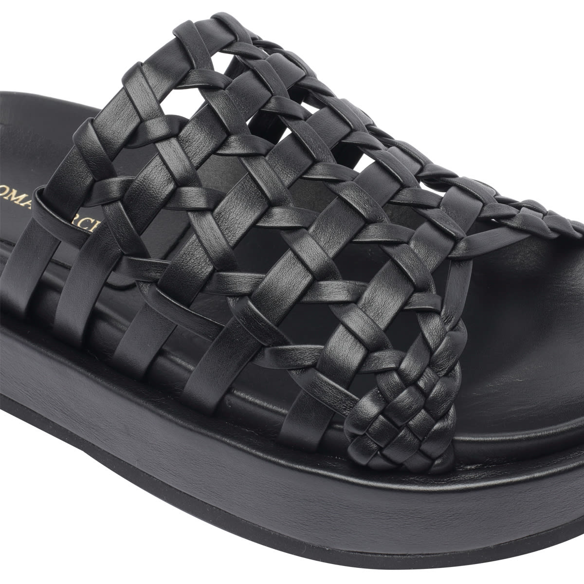 Paloma Barceló Paloma Barcelo Leather Nadira Flat Sandals In Black