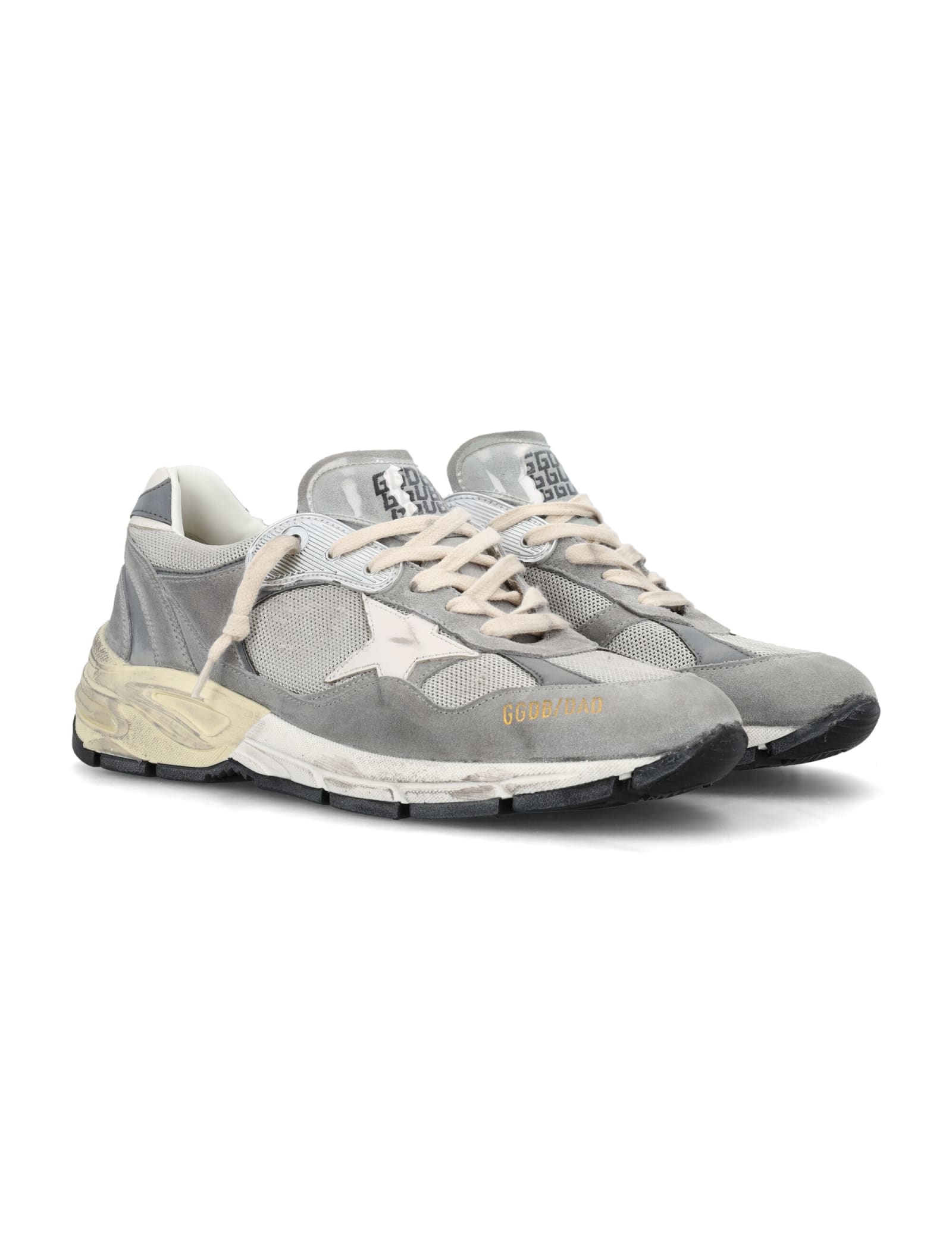 Golden Goose Dad-star Running Trainers In Grey/silver/white