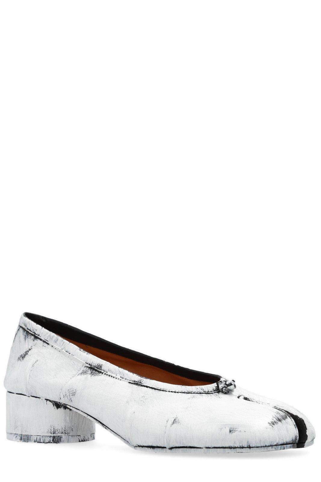 Shop Maison Margiela Tabi New Slip-on Ballerina Shoes In Black / White