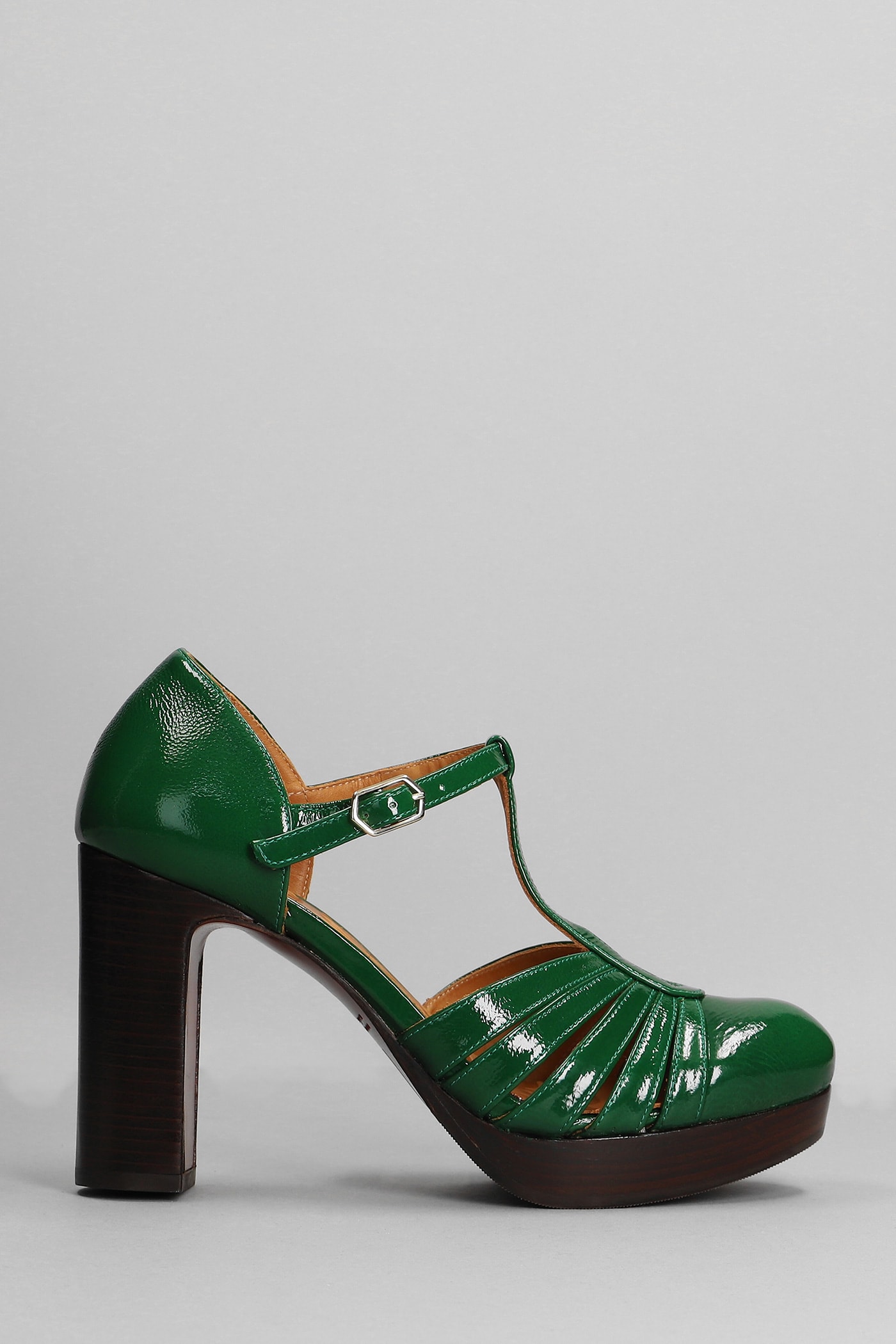 Chie Mihara Yelo Pumps In Green Leather