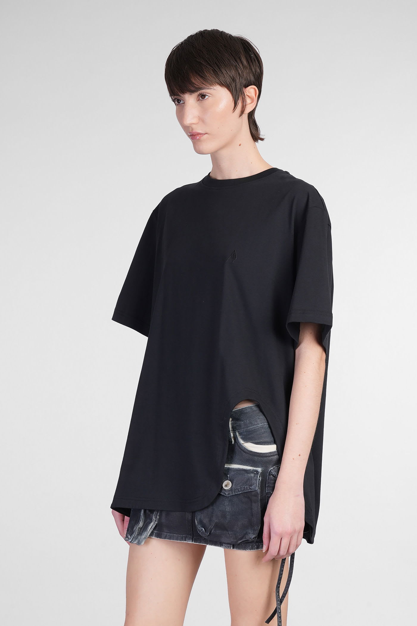 Attico T-shirt In Black Cotton In Black