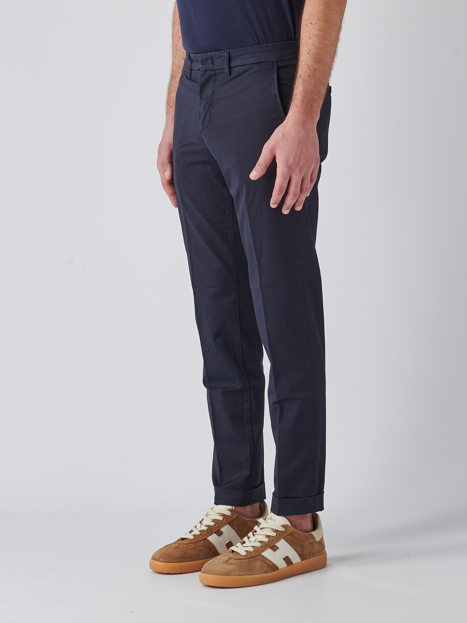 Shop Fay Pantalone Uomo Trousers In Navy