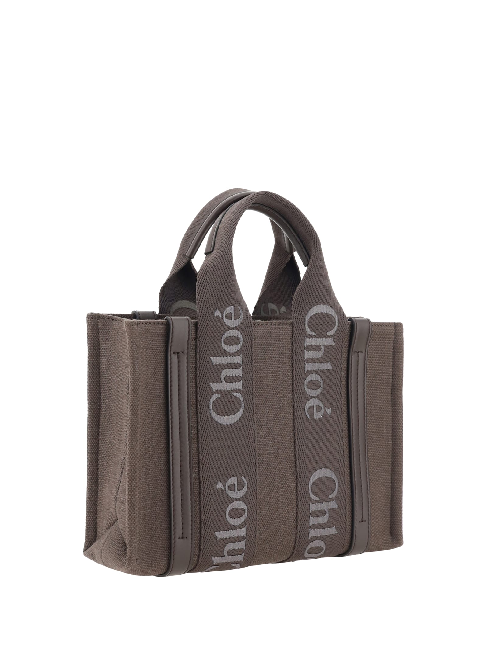 Shop Chloé Woody Handbag In Kohl Brown