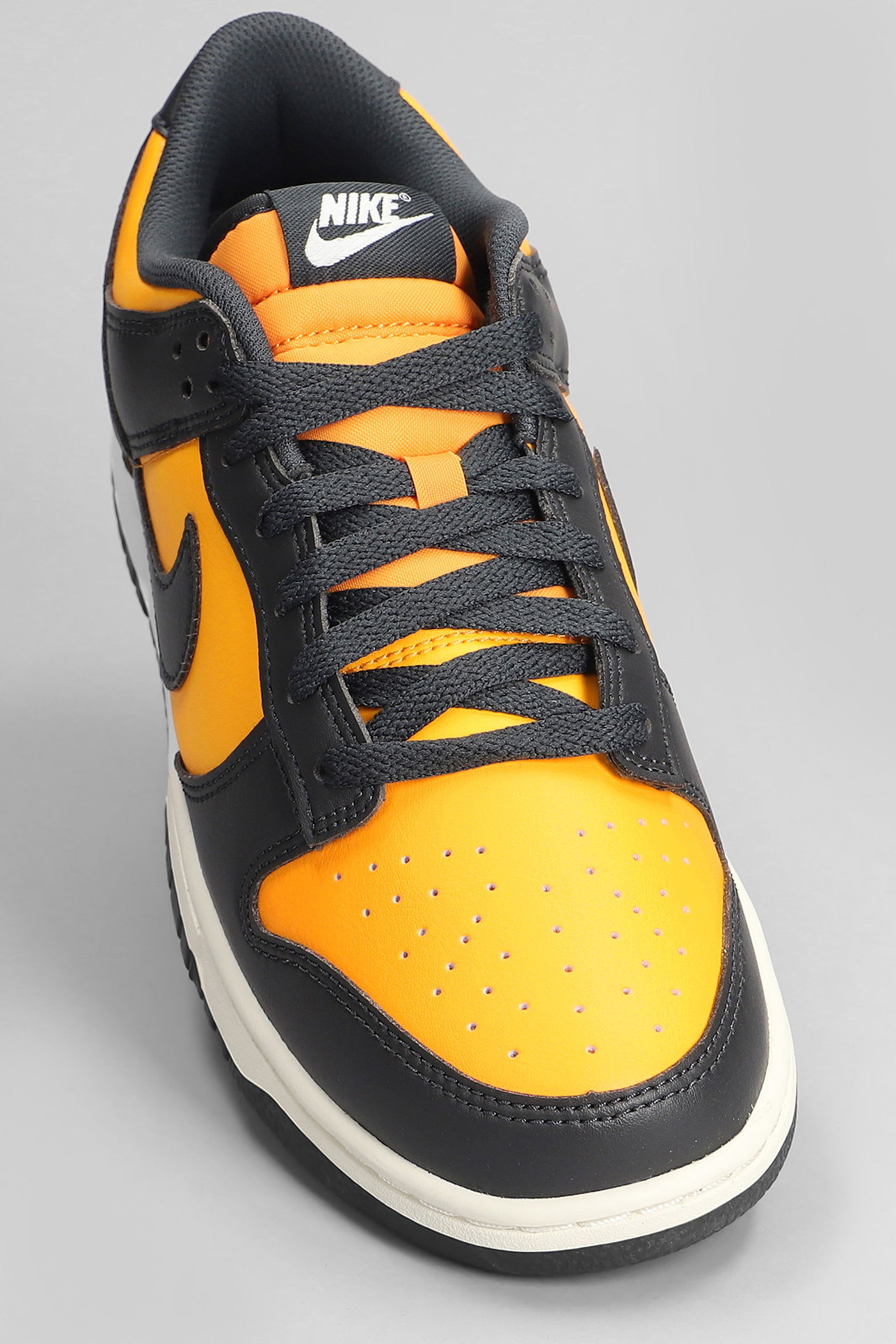 Nike Dunk Low Sneakers In Orange