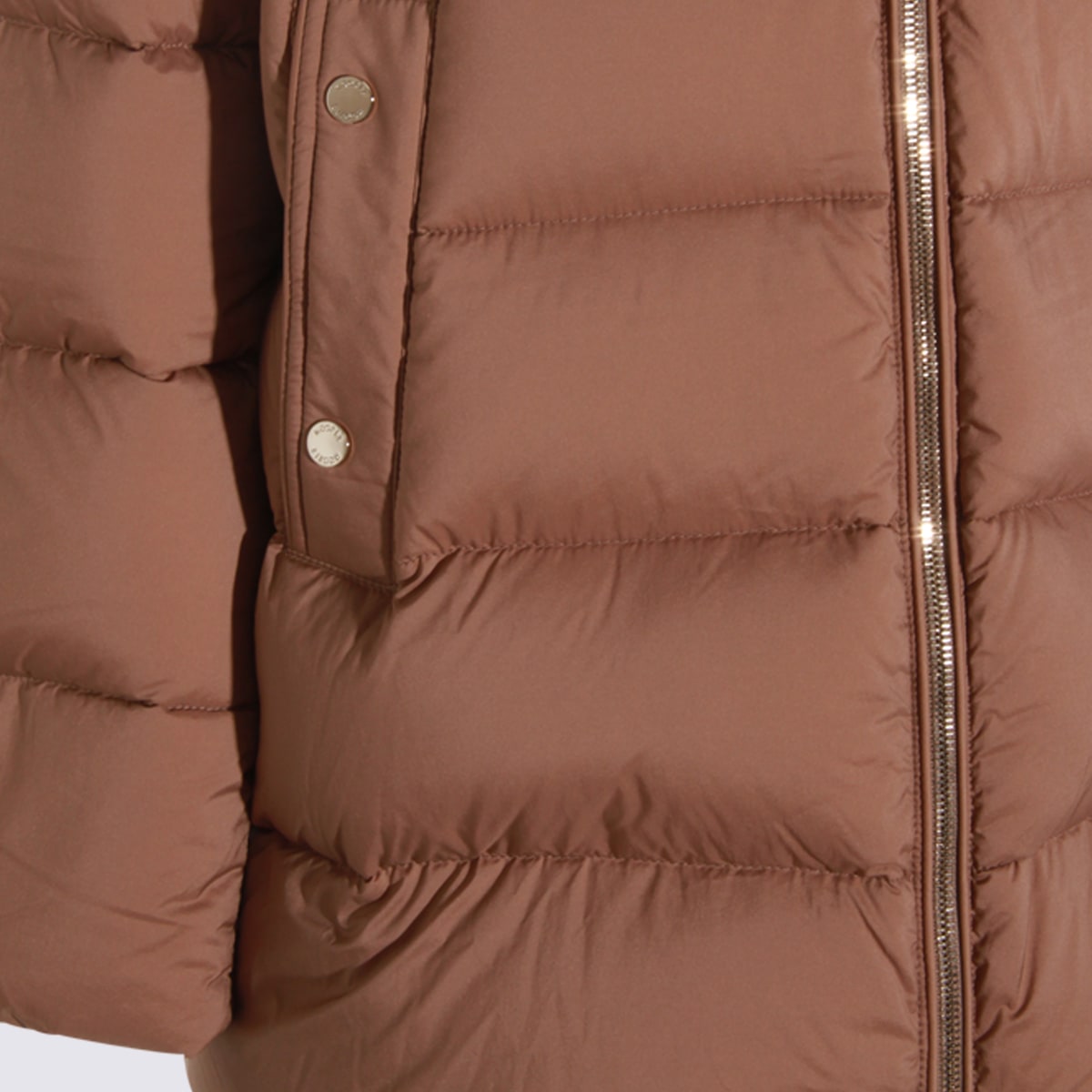 Moorer Puffer Jackets With Hood And Pockets In Brown