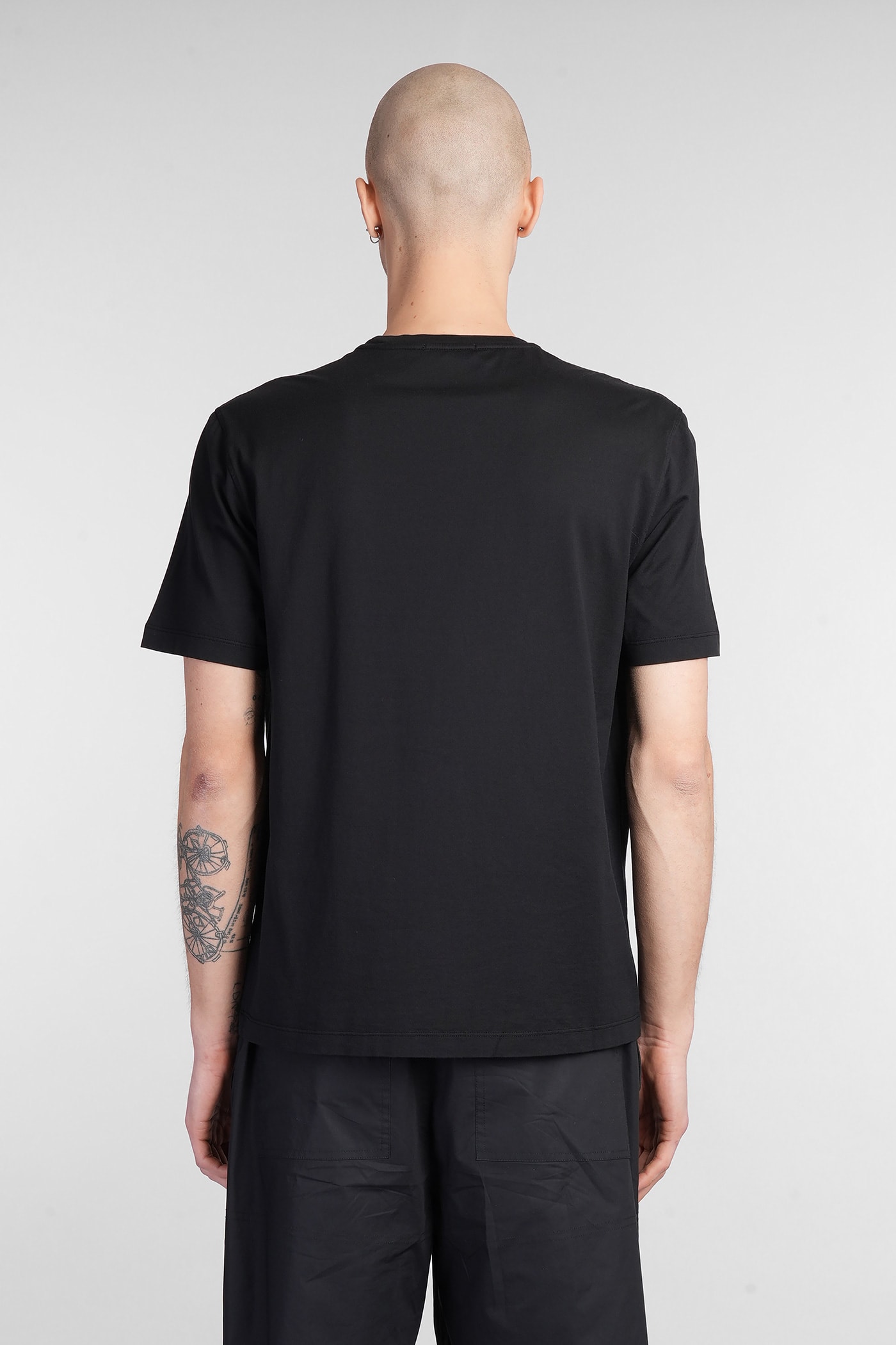 Roberto Collina Short Sleeves Crew Neck T-shirt Clothing In Black