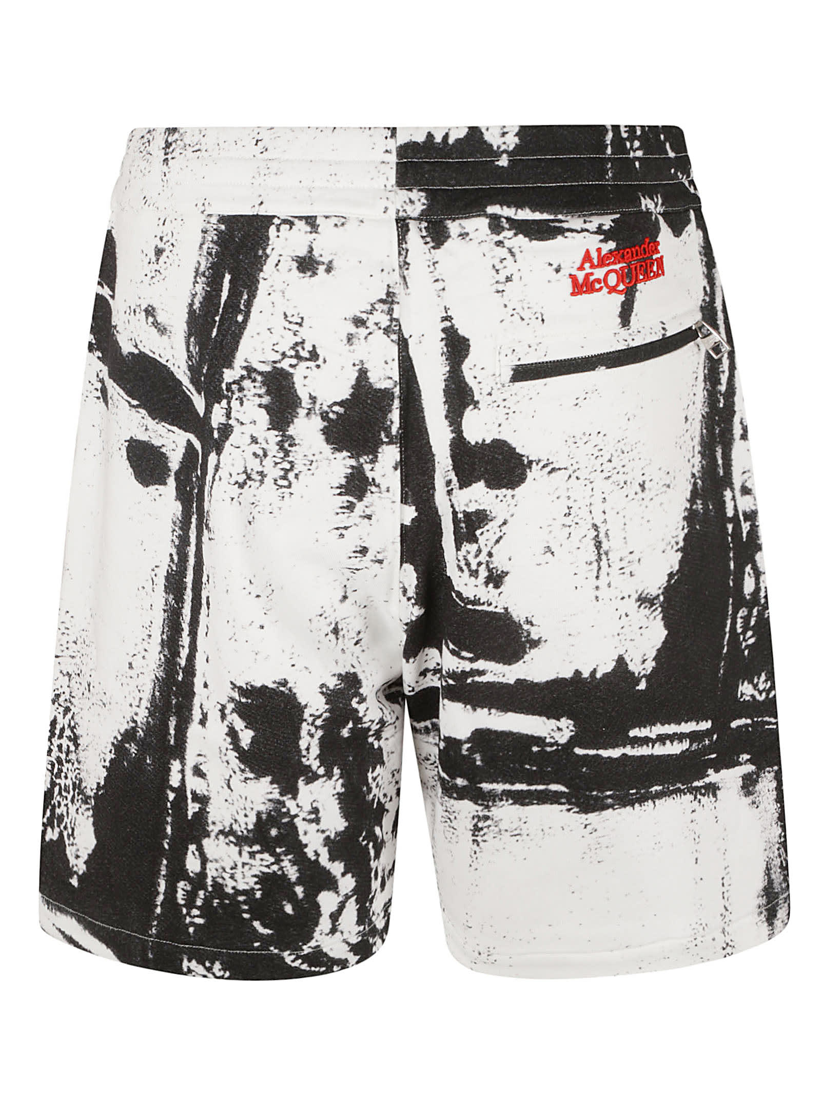Shop Alexander Mcqueen All-over Fold Print Loopback Shorts In White/black
