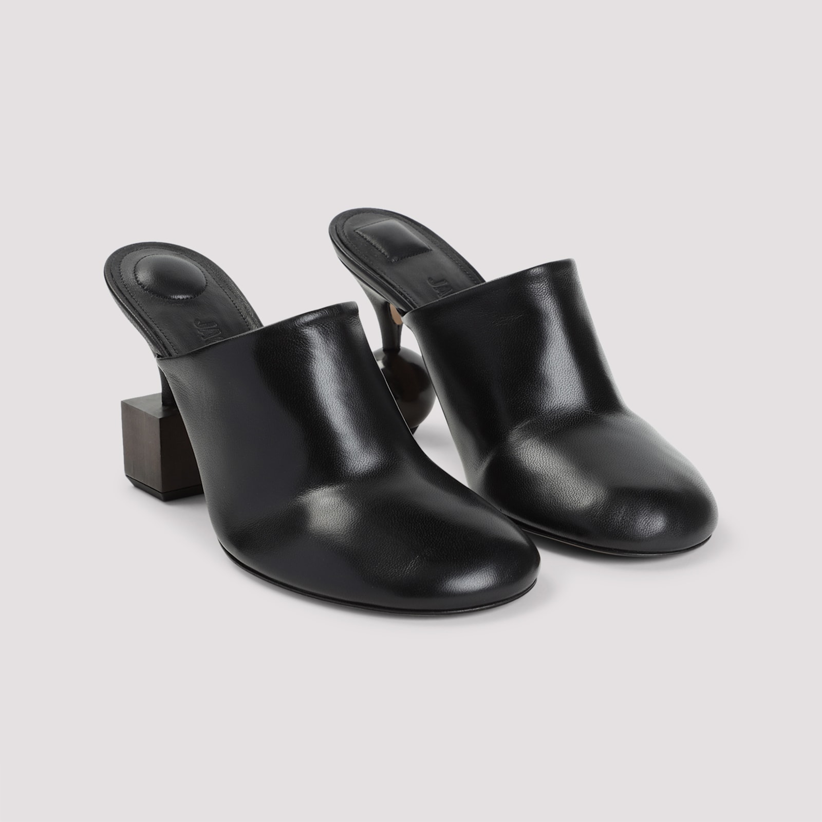 Shop Jacquemus Bisou Mules In Black