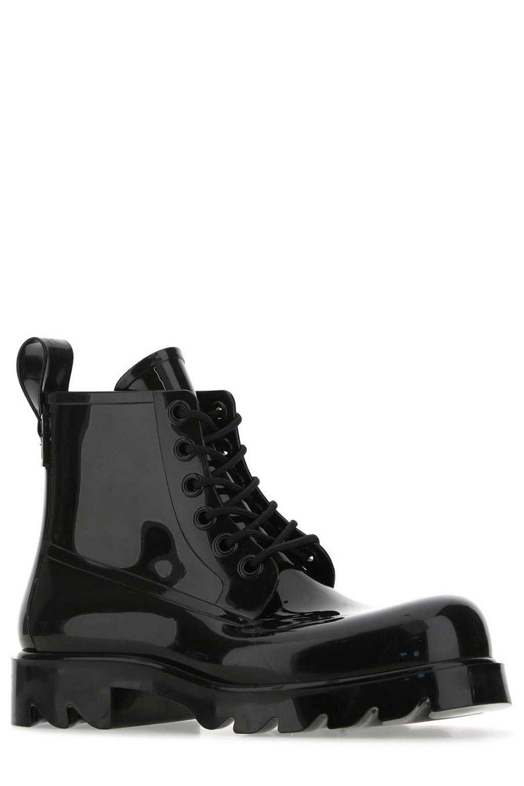 Shop Bottega Veneta Round Toe Lace-up Boots In Black