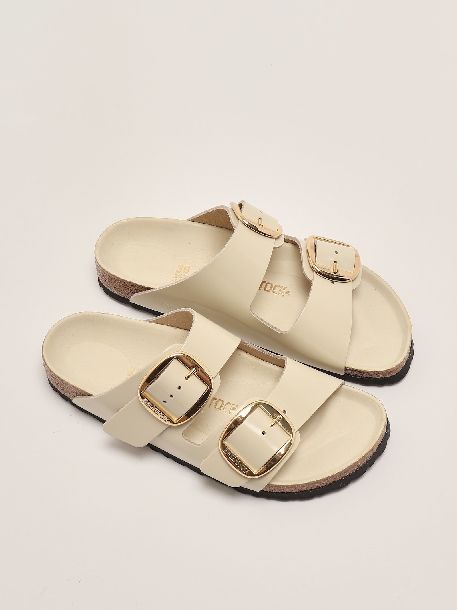 Birkenstock Arizona Big Buckle Shine Ecru Sandal In Sand