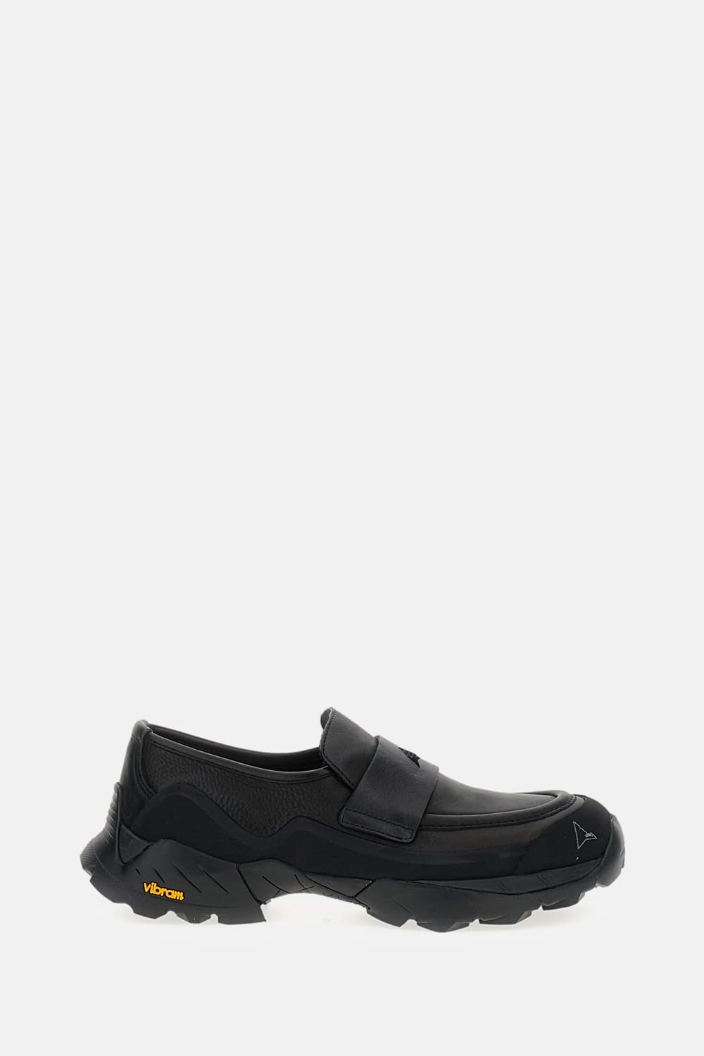 Roa Round-headed Love Shoes In Black